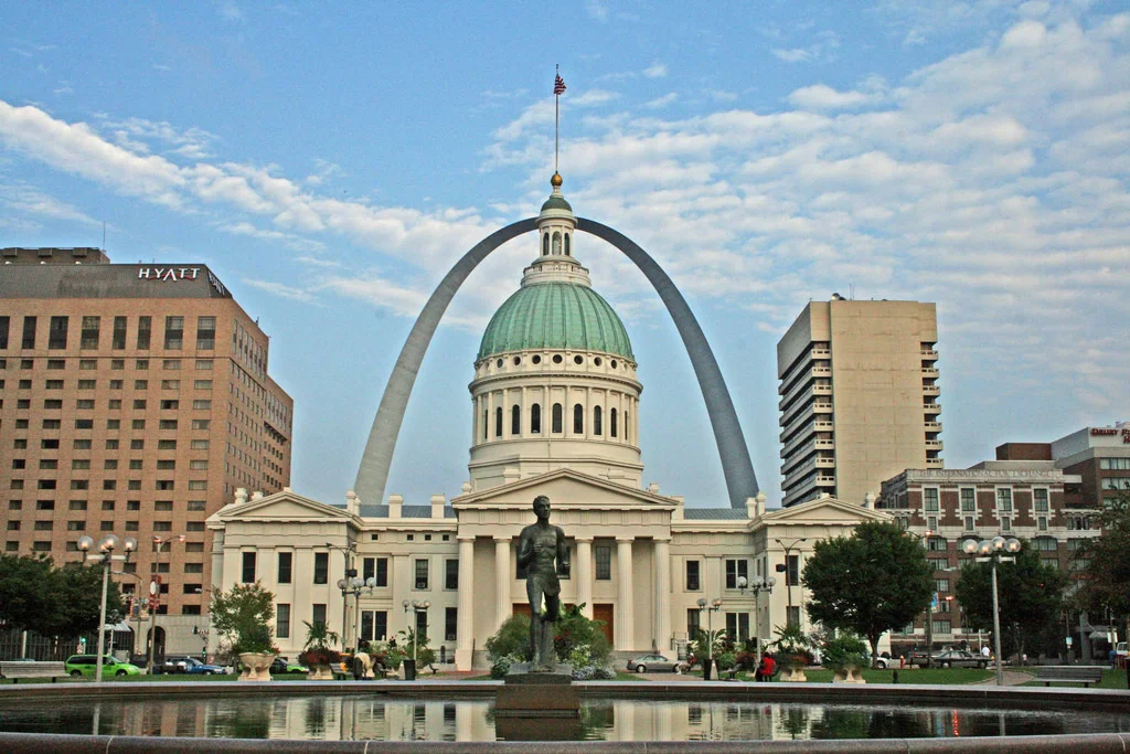 Old Courthouse.jpg