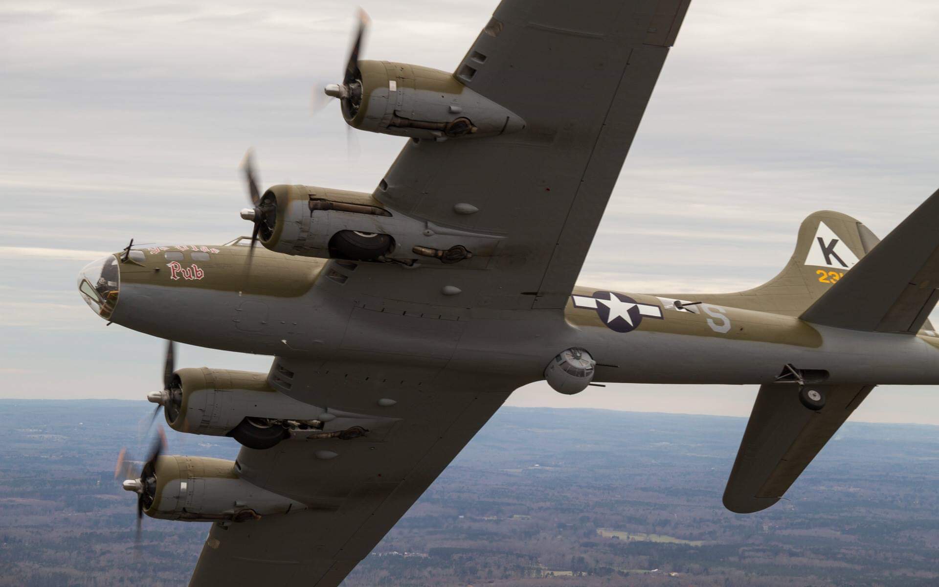 Boeing B 17f Flying Fortress Erickson Aircraft Collection