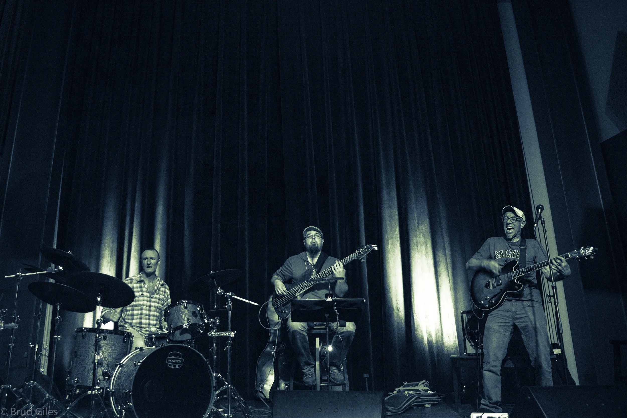 Trio Uncontrollable • Portland, OR