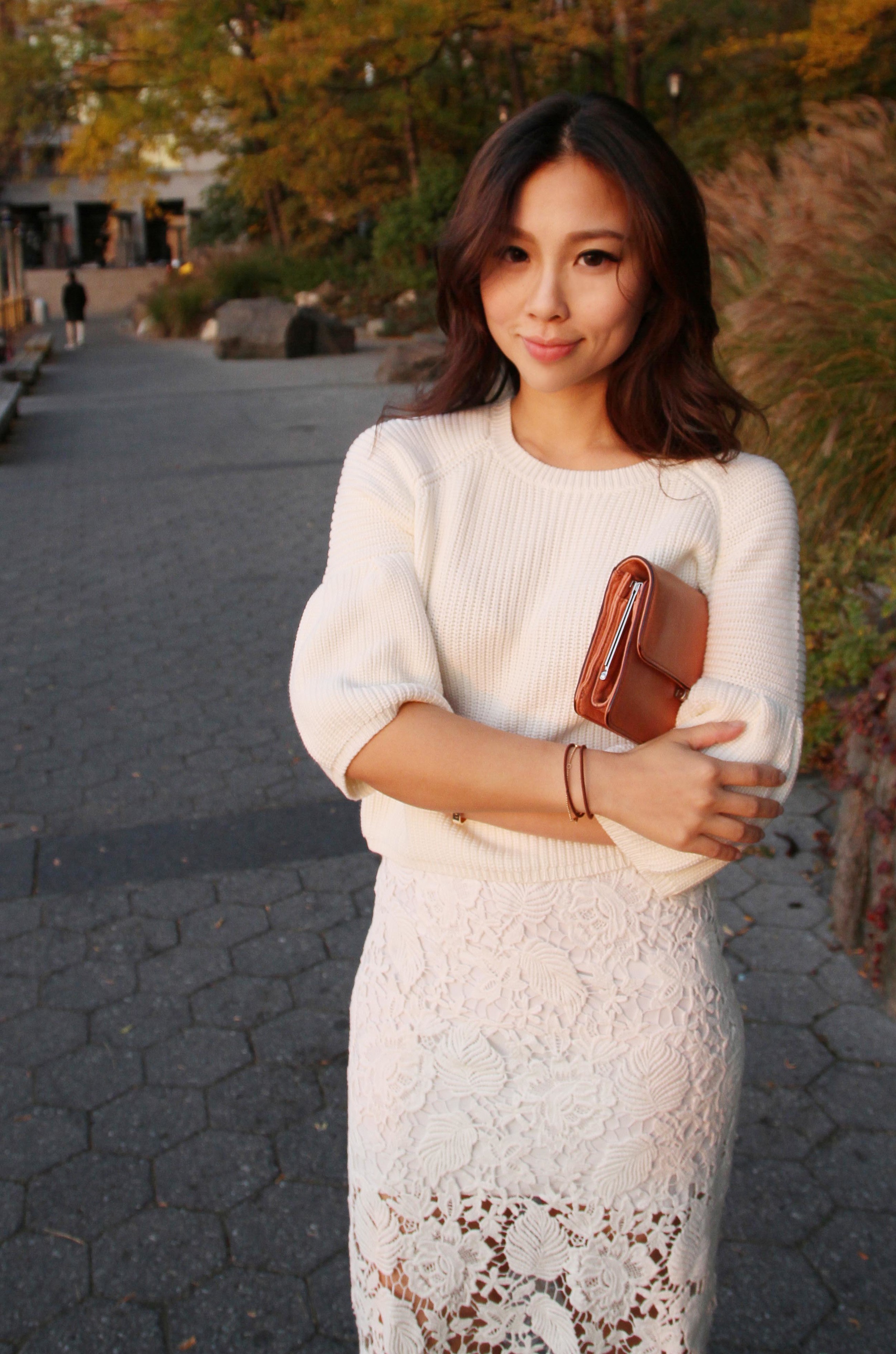 lacy white skirt.jpg