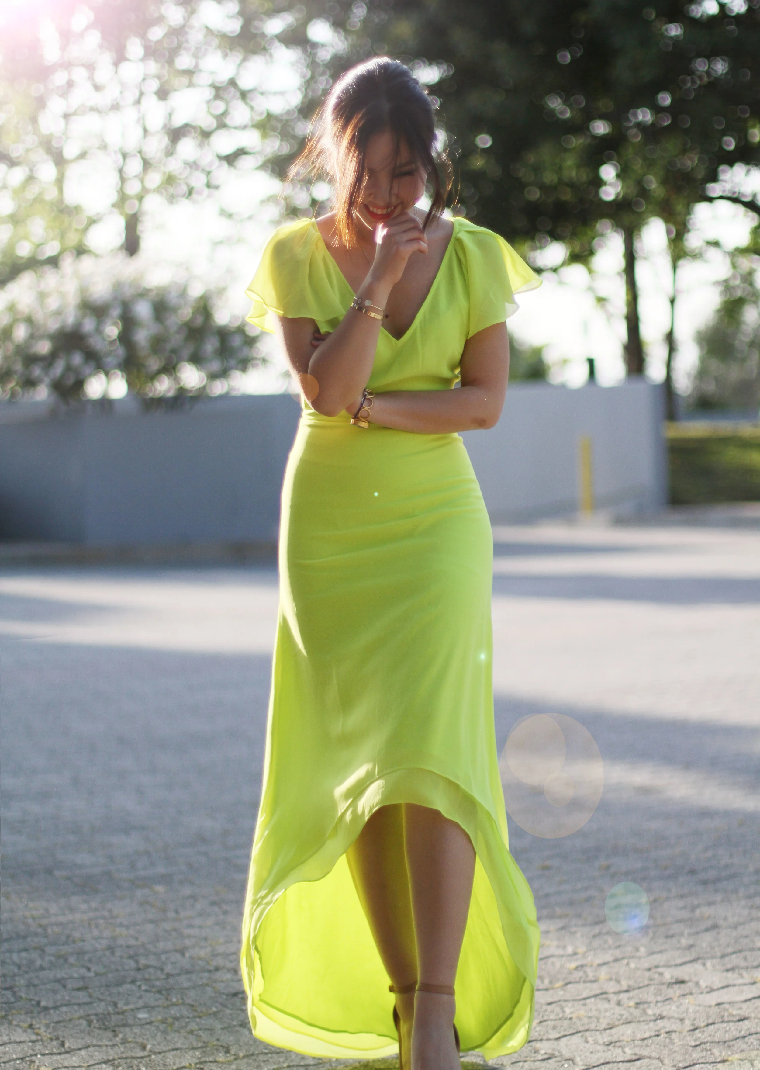"What Do I wear to a wedding?" 