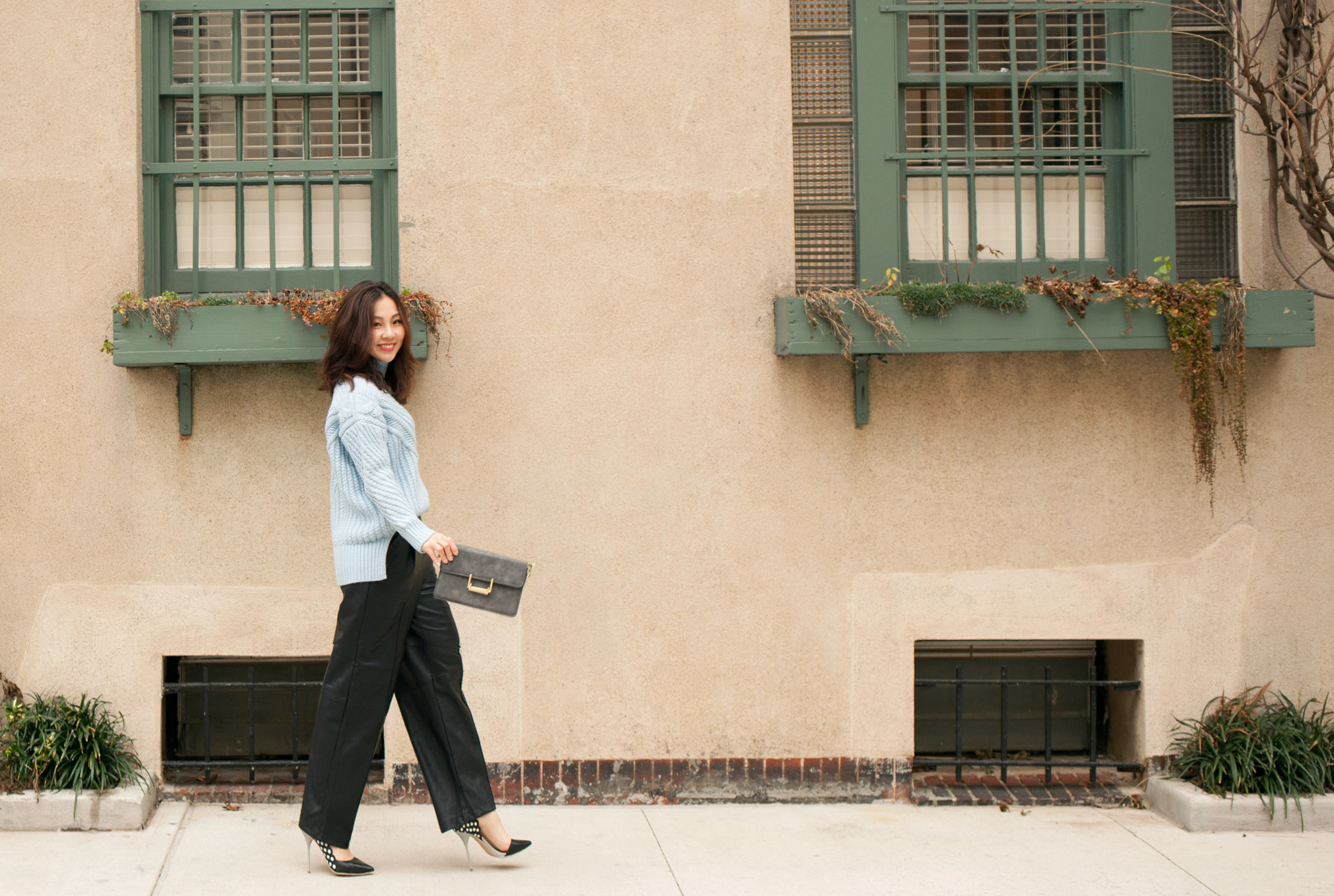 grey bag with gold buckle.jpg