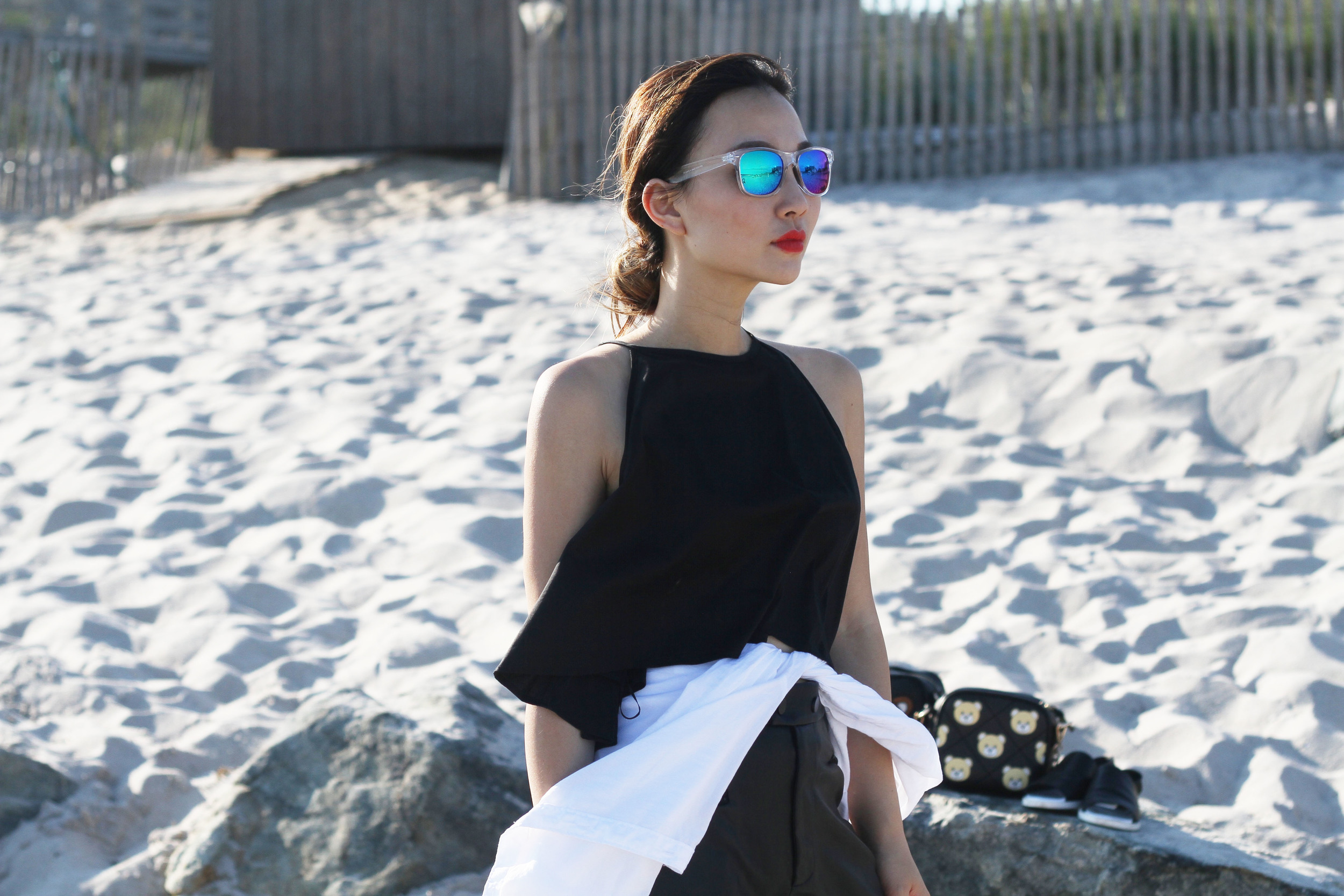 black and white beach outfit 8.jpg