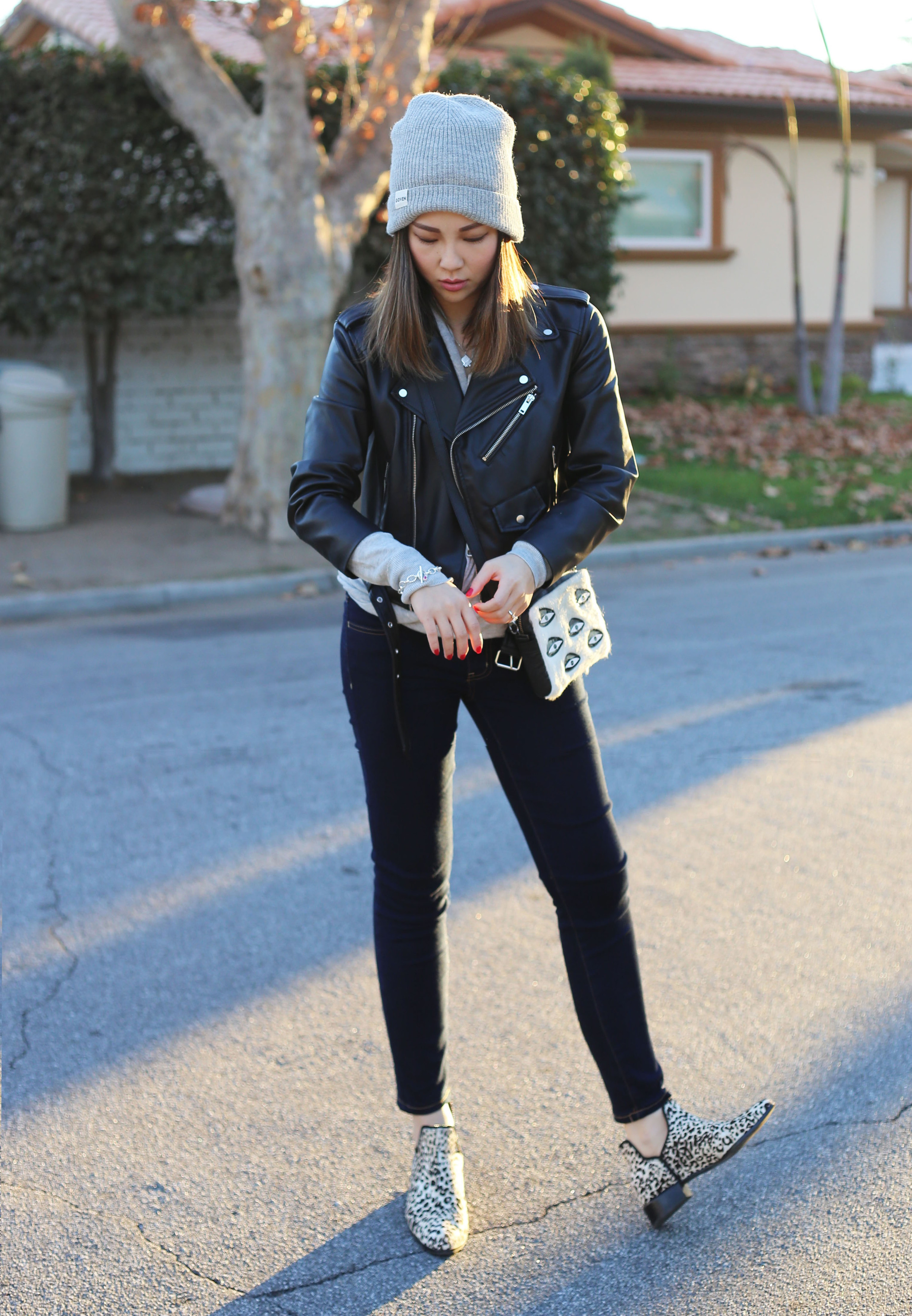 leather jacket outfit 7.jpg