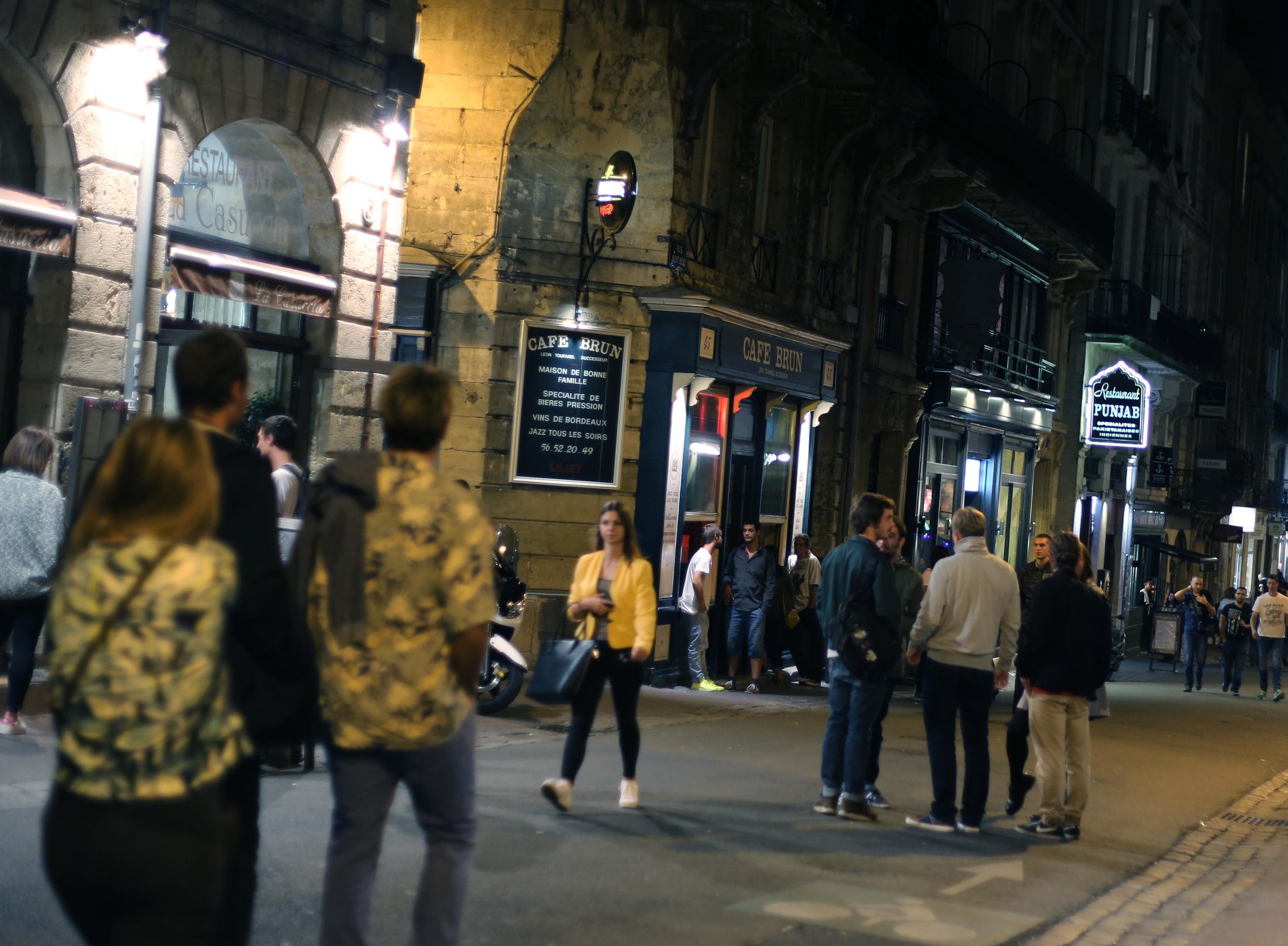 Bordeaux downtown street.JPG