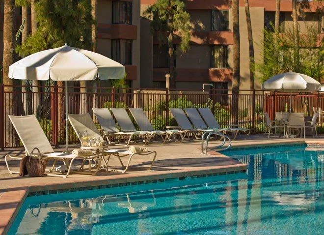 hospitalitytop.jpg