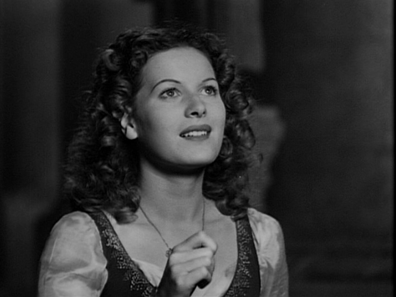Maureen in The Hunchback of Notre Dame (1939)