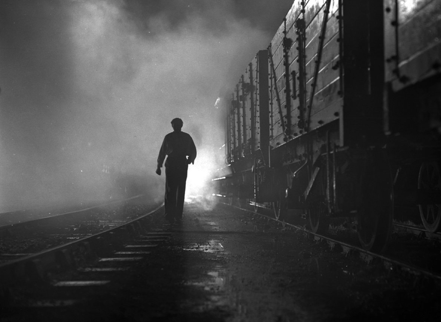 It Always Rains on Sunday (1947)