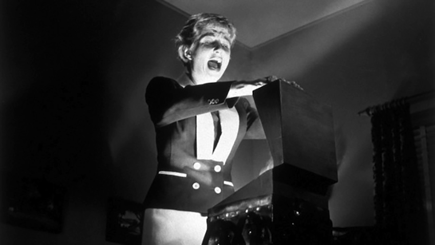 76. Kiss Me Deadly (1955)