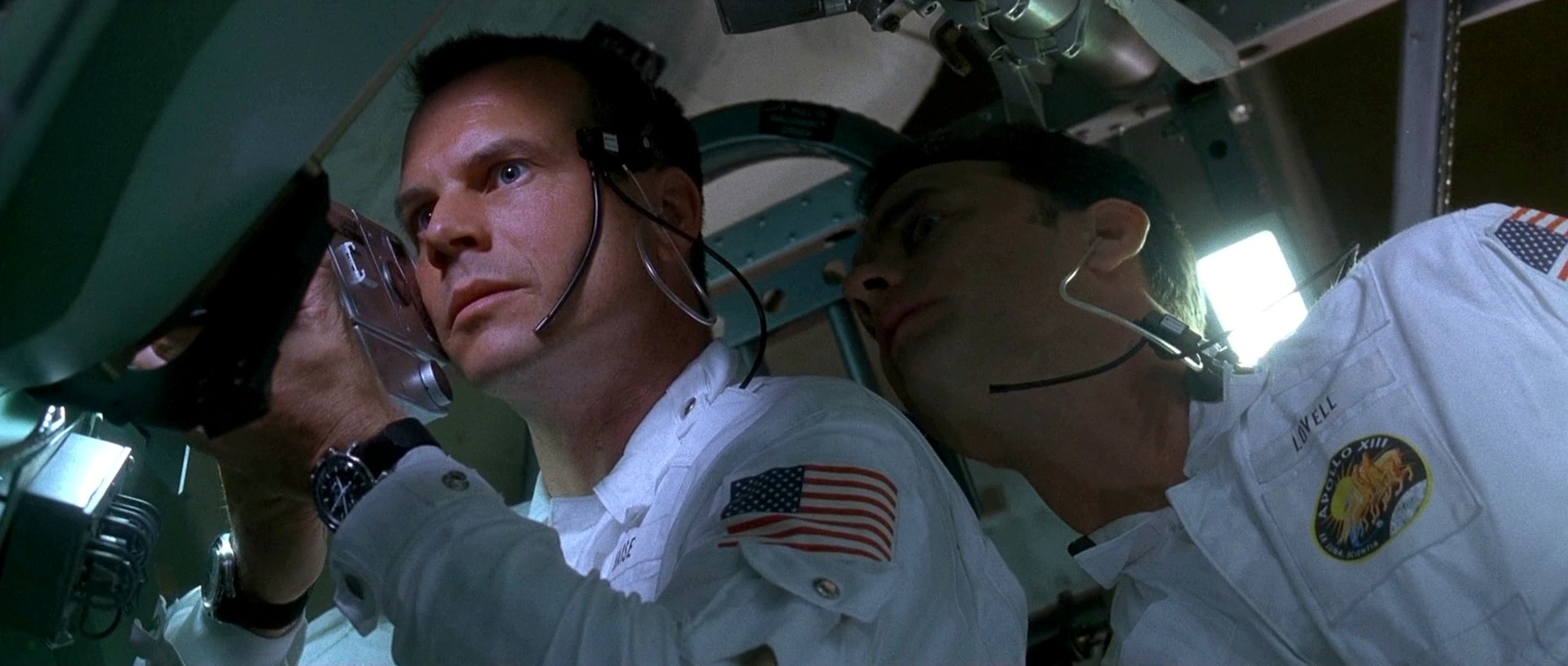 as Fred Haise in Apollo 13 (1995)