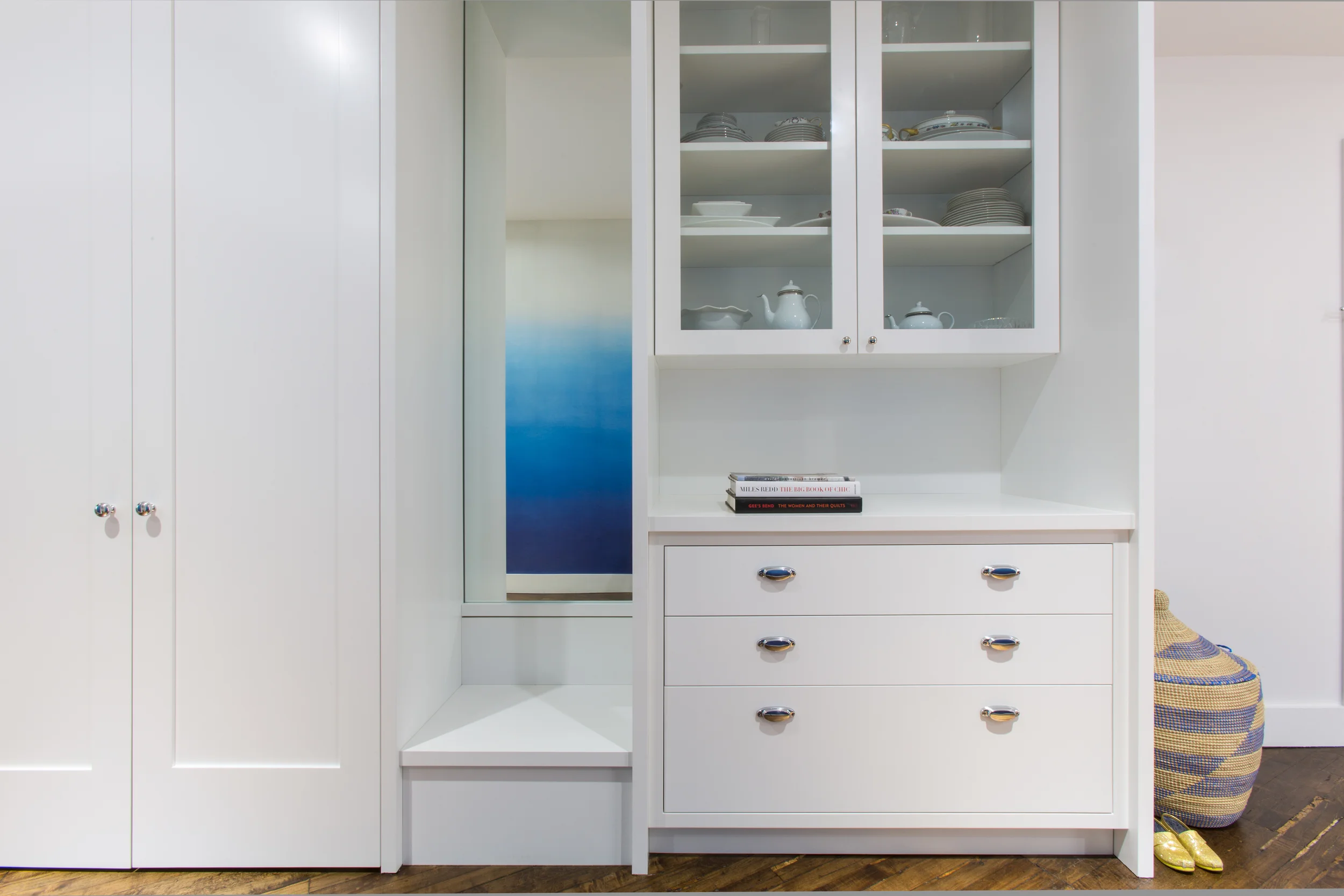 Williamsburg North 3rd Entrance Cabinet.jpg