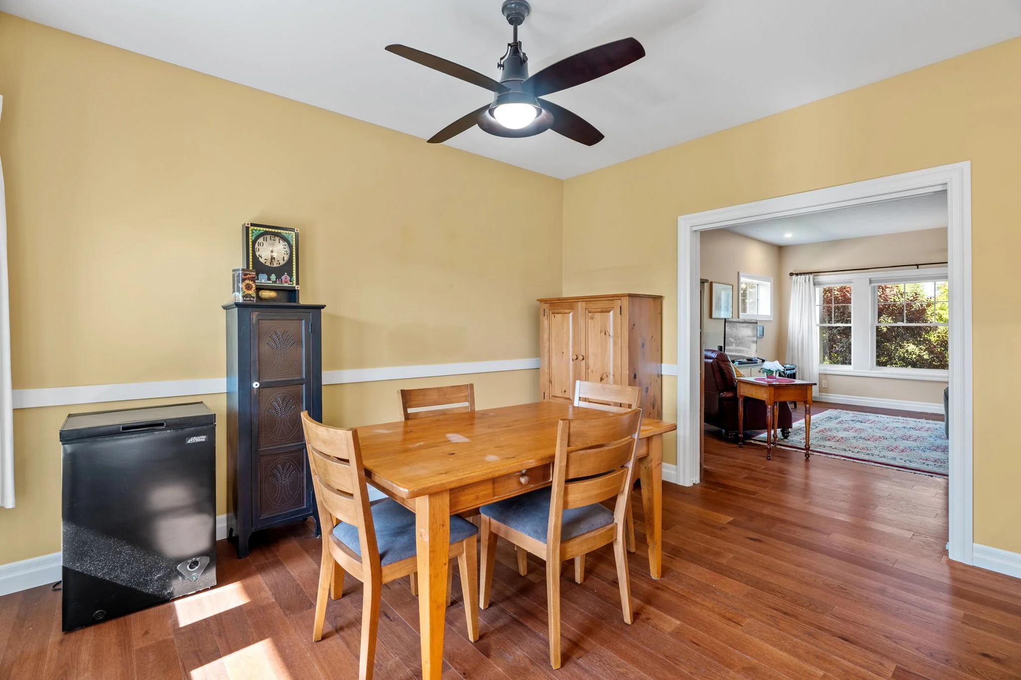 Cozy Dining Room