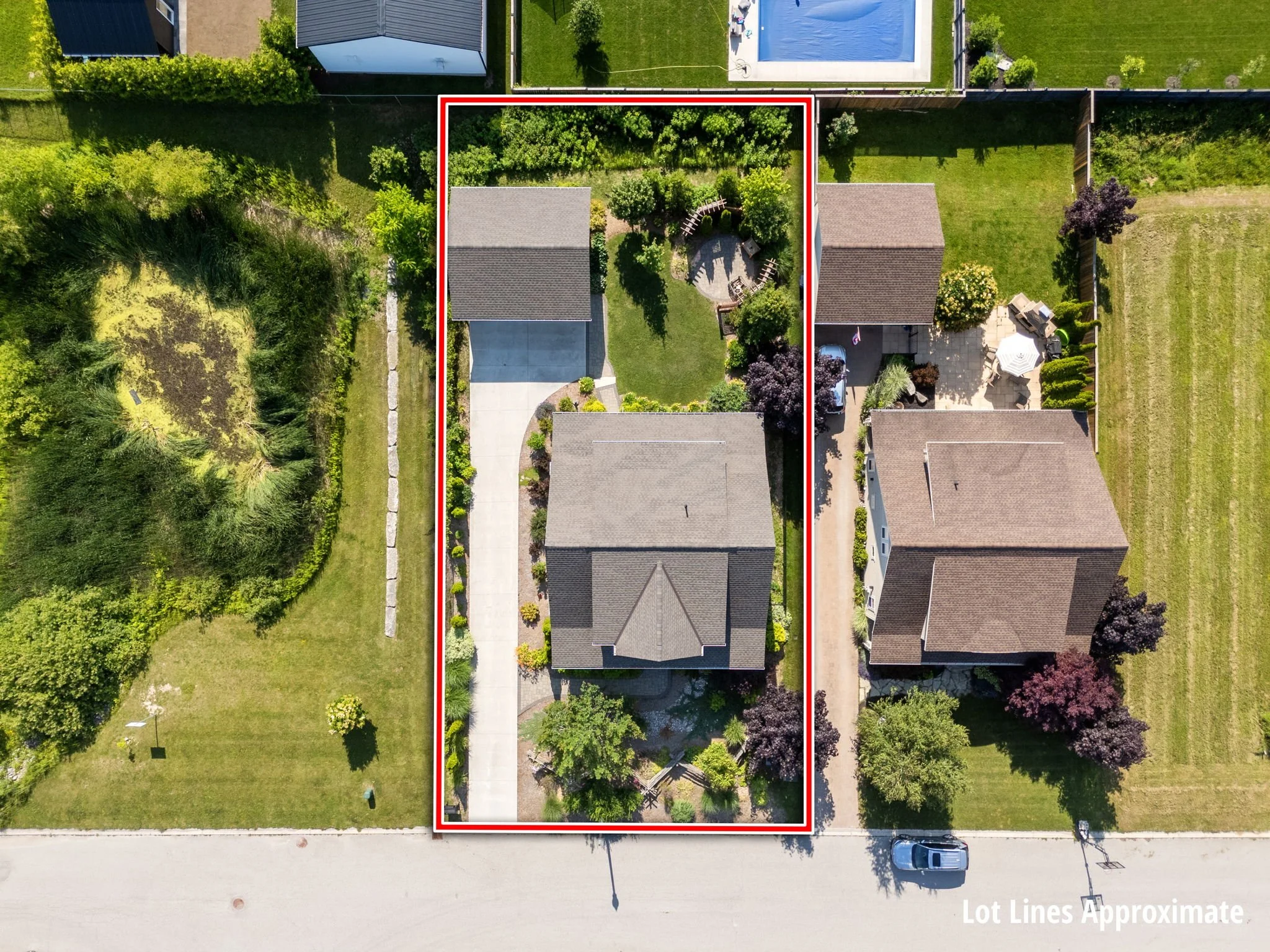 6-web-or-mls-32 Thimbleweed Dr, Bayfield_08 w lines.jpg