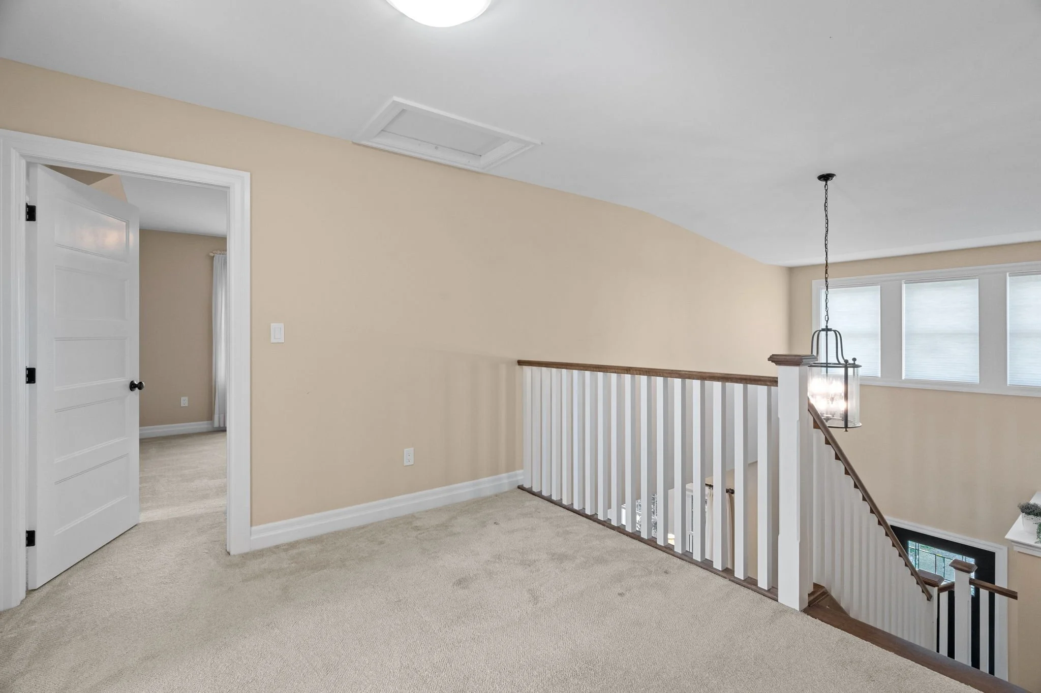 Second floor loft area