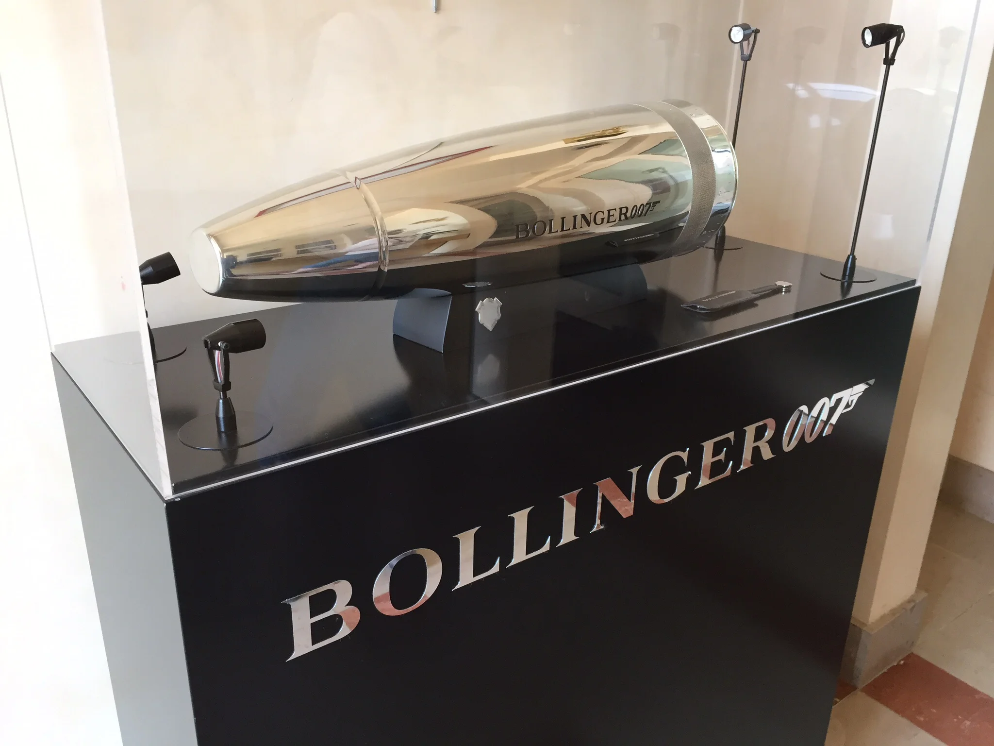 Bollinger's James Bond packaging. Photo by Shana Sokol, Shana Speaks Wine. 