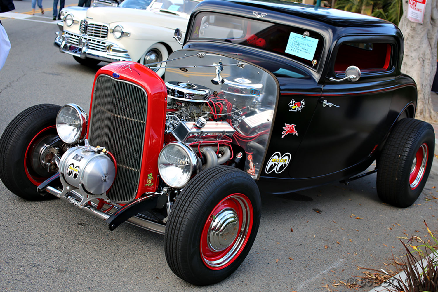 Seal-Beach-Carshow-65bbq-R-blkes14358.jpg