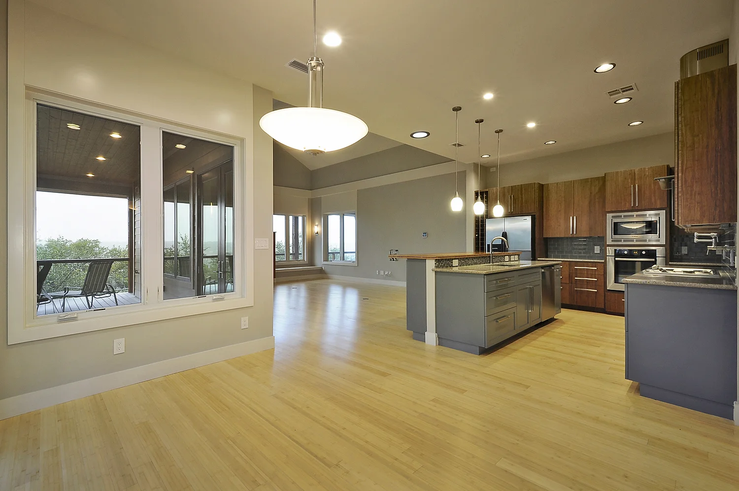 native-vineyard-kitchen-and -breakfast 03.jpg