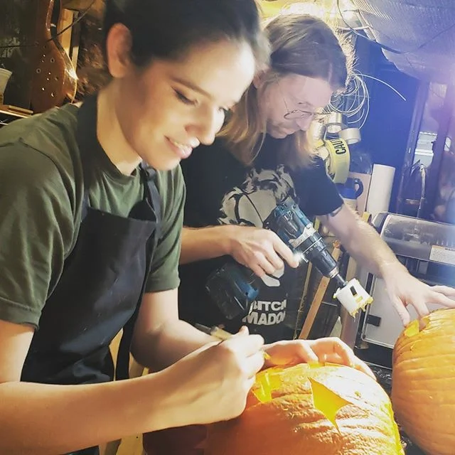 Pretending that scraping pumpkin brains belong to a  certain *orange faced a**hole*

#chilloutfolks #kidding #pumpkincarving #adultfun