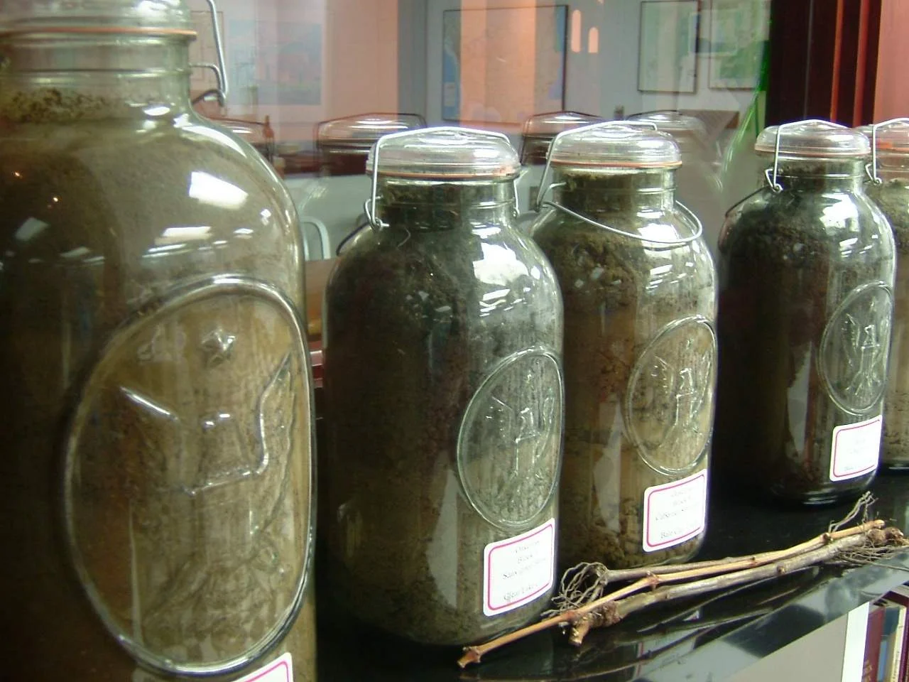 soil_jars.jpg