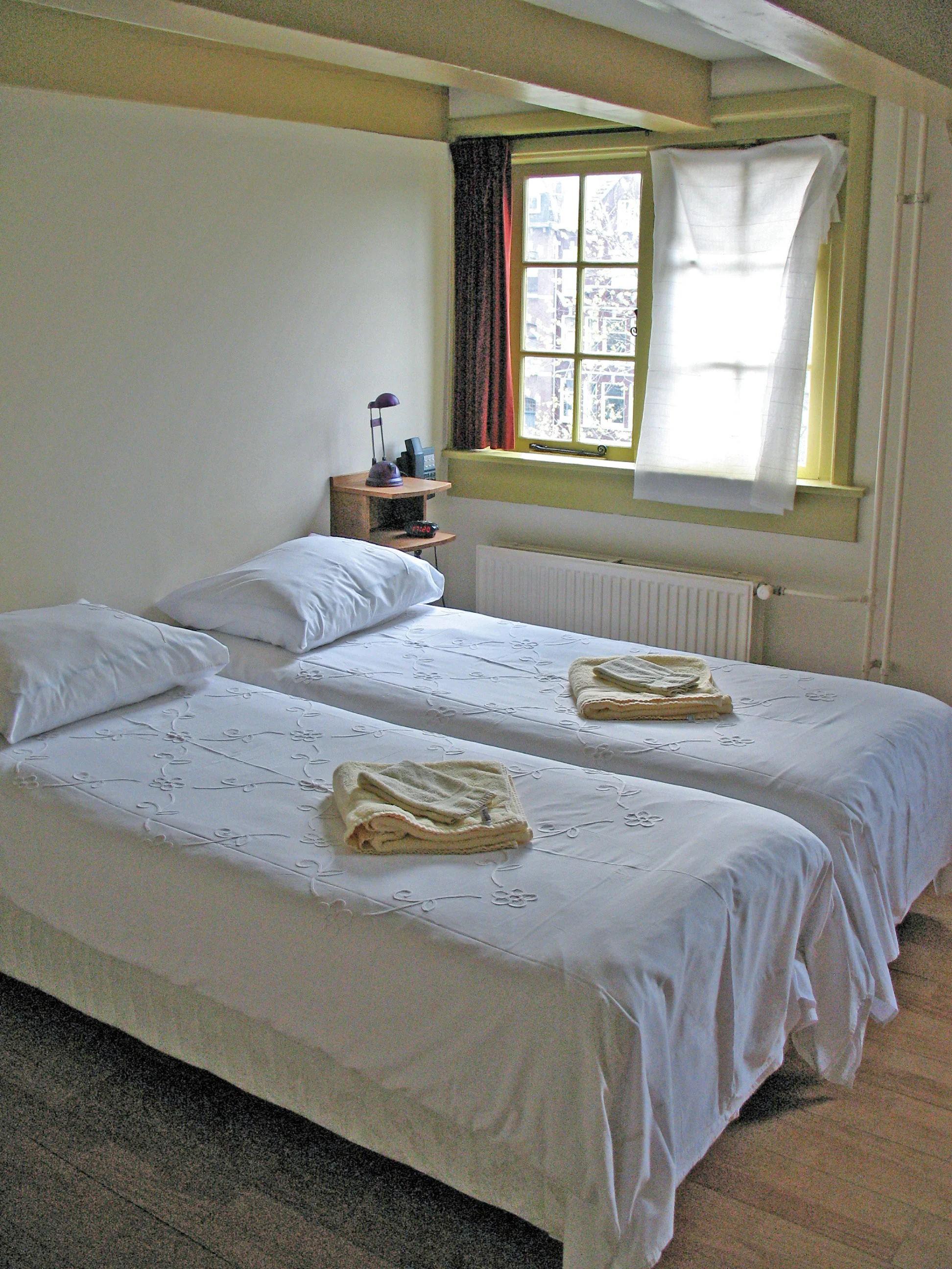 Built in 1652, the rooms have charm, character and modern plumbing