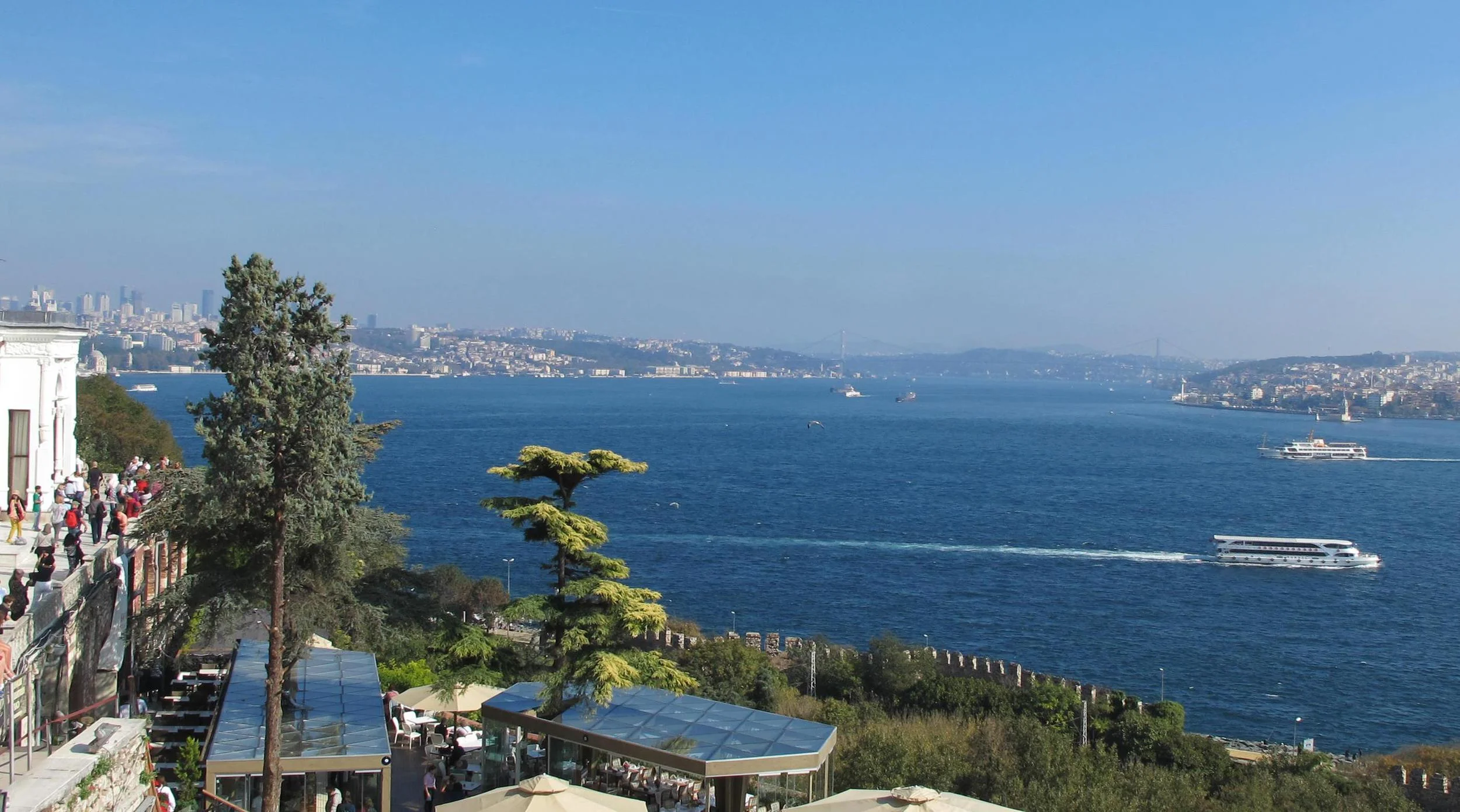 The weather was beautiful and the view from the Sultan's courtyard at Topkapi was gorgeous.