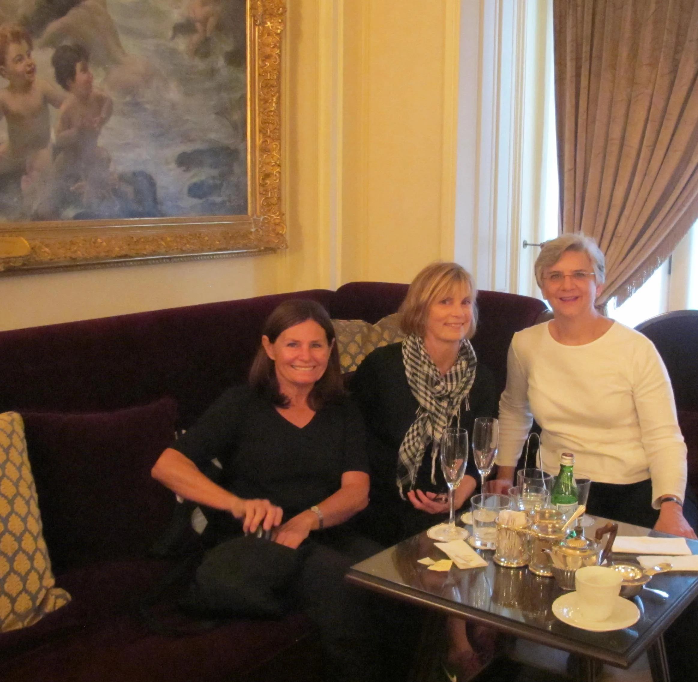 Afternoon tea at the Pera Hotel with Pam and Mary