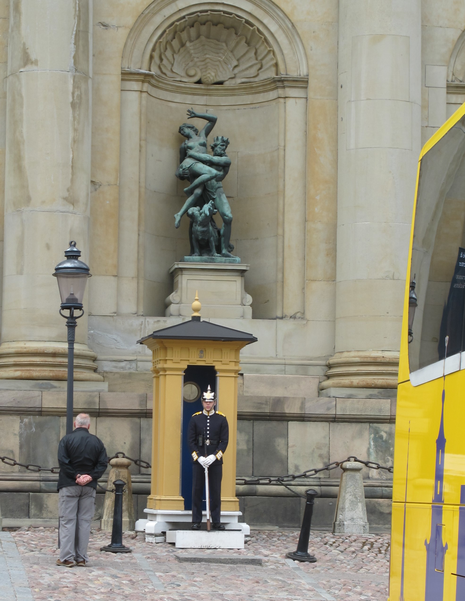  A very solemn guard by the Swedish capital. 