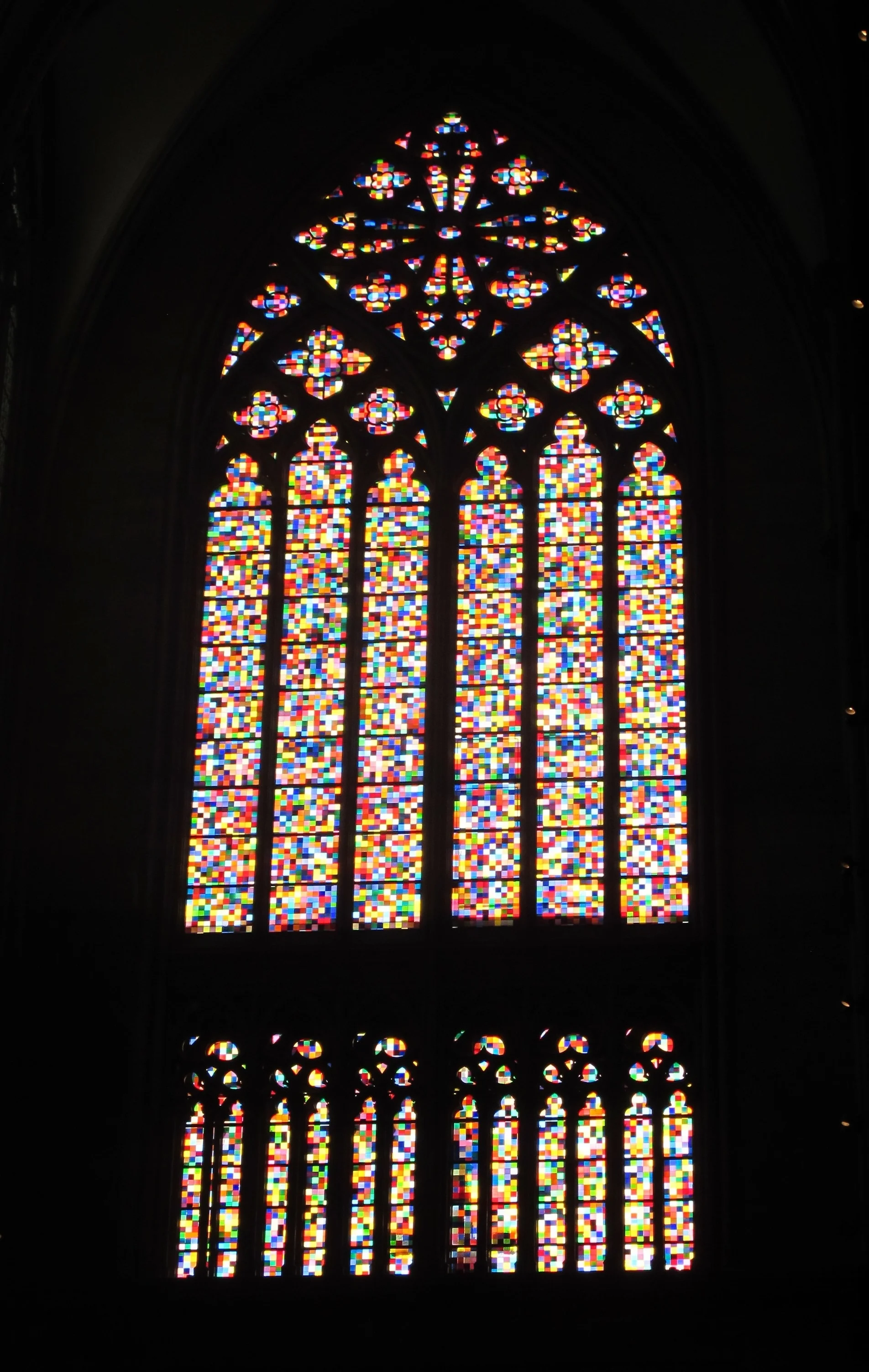  Gerard Richter's modern stained glass window in Cologne's cathedral. 