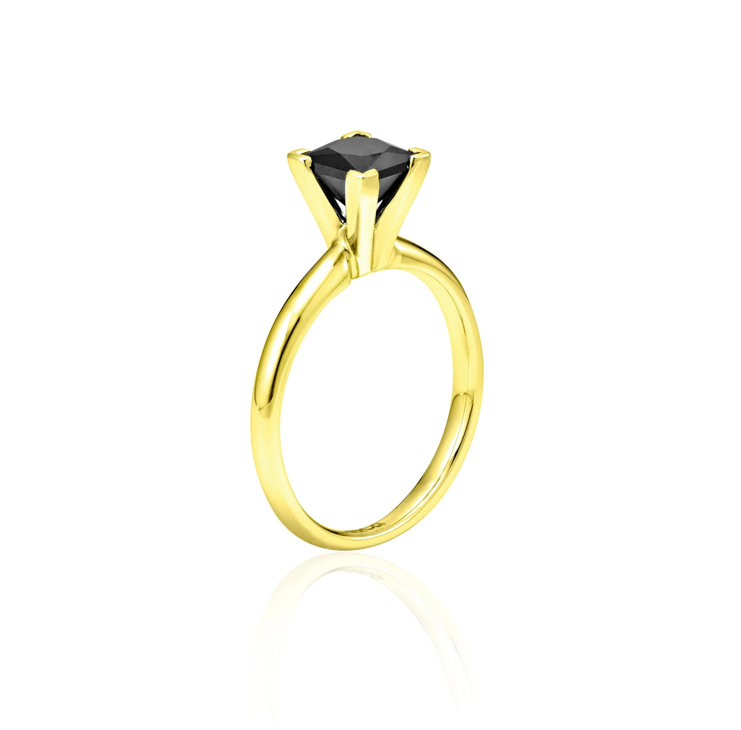 izandco_solo_princess_blackdiamond_ring_yellowgold_2.jpg