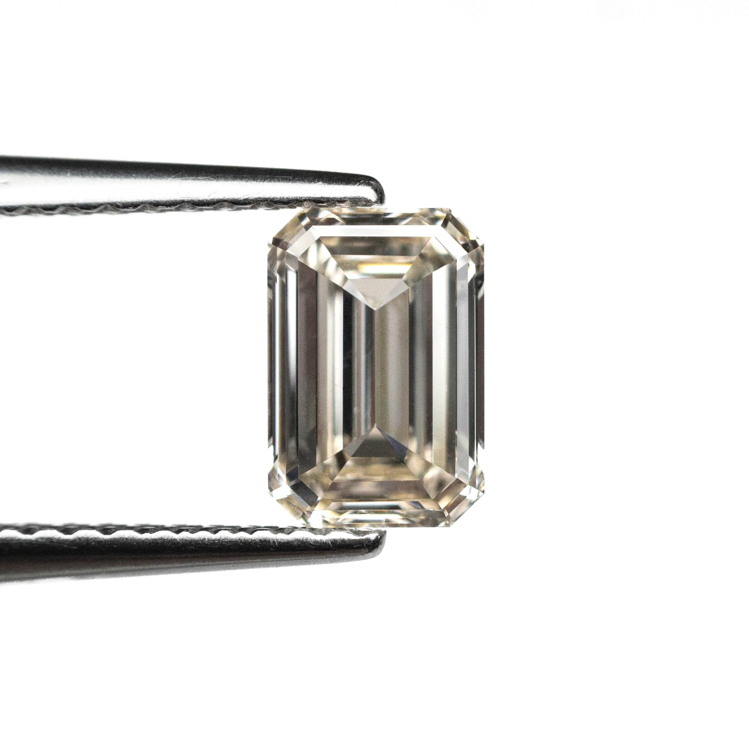27376-09+1.00ct+6.93x4.69x2.81mm+VS1+N+Cut+Corner+Rectangle+Step+Cut+2.jpg