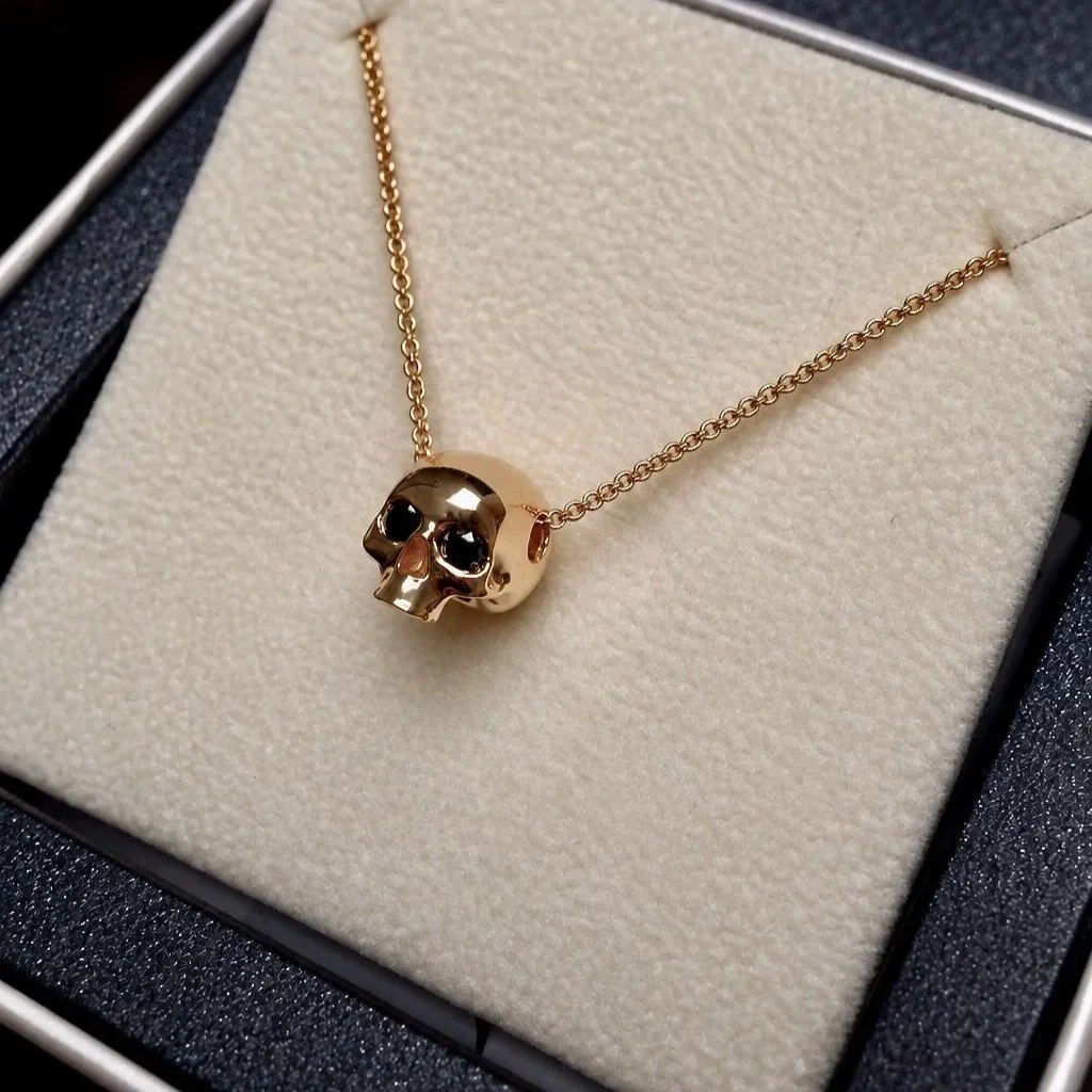 Golden+Skull+Necklace+in+Velvet+Box.jpg