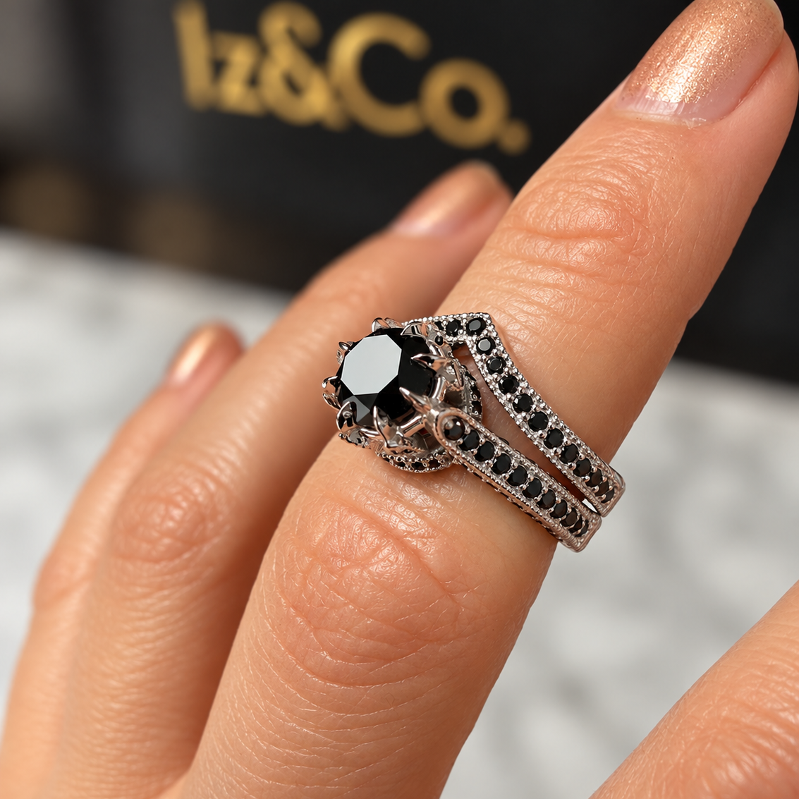 Black+Diamond+Ring+Set+Close-Up.png