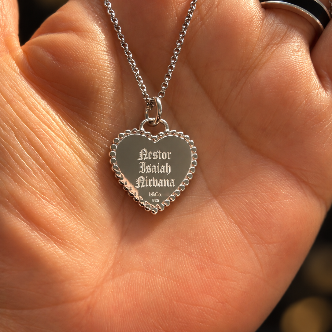 Heart+Pendant+in+a+Sunlit+Palm.png