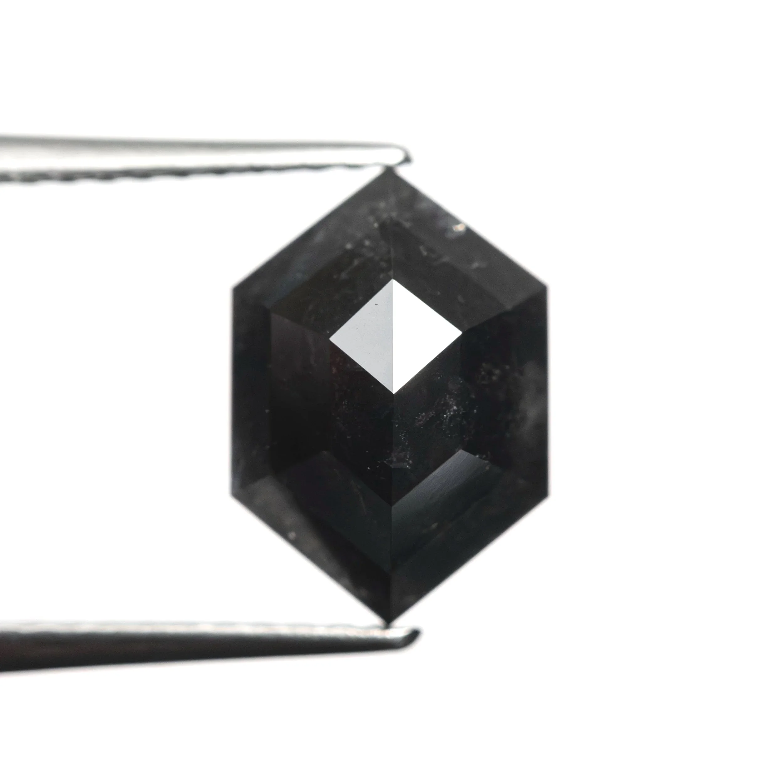 27548-04+2.43ct+10.16x7.09x4.14mm+Hexagon+Rosecut+2.jpg