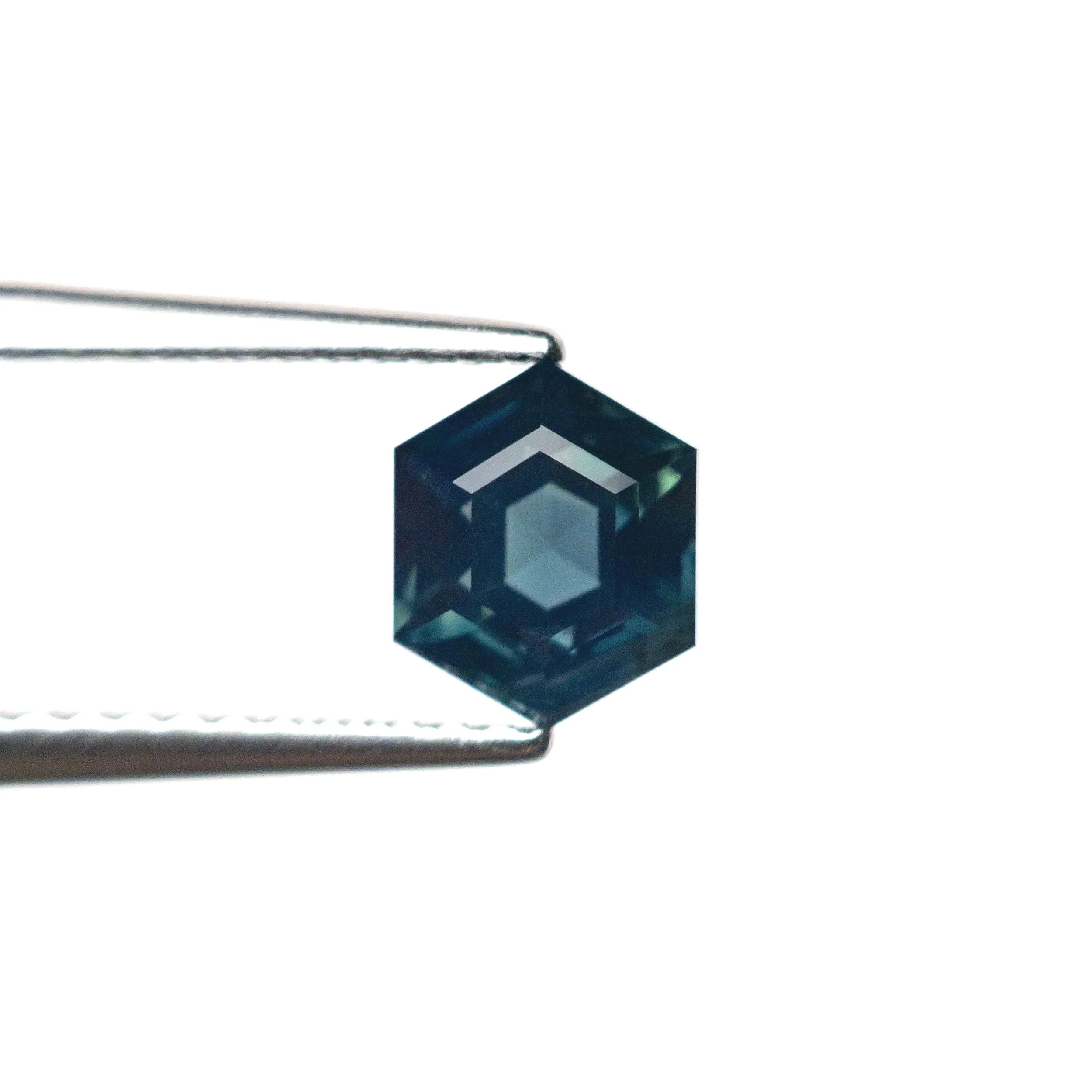 23498-15+1.13ct+6.53x5.37x3.91mm+Hexagon+Step+Cut+Sapphire+2.jpg
