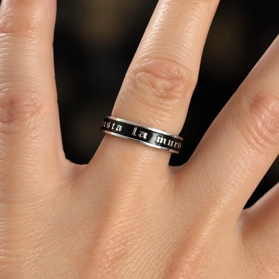 Hasta+la+Muerte+Ring+Close-Up.jpg