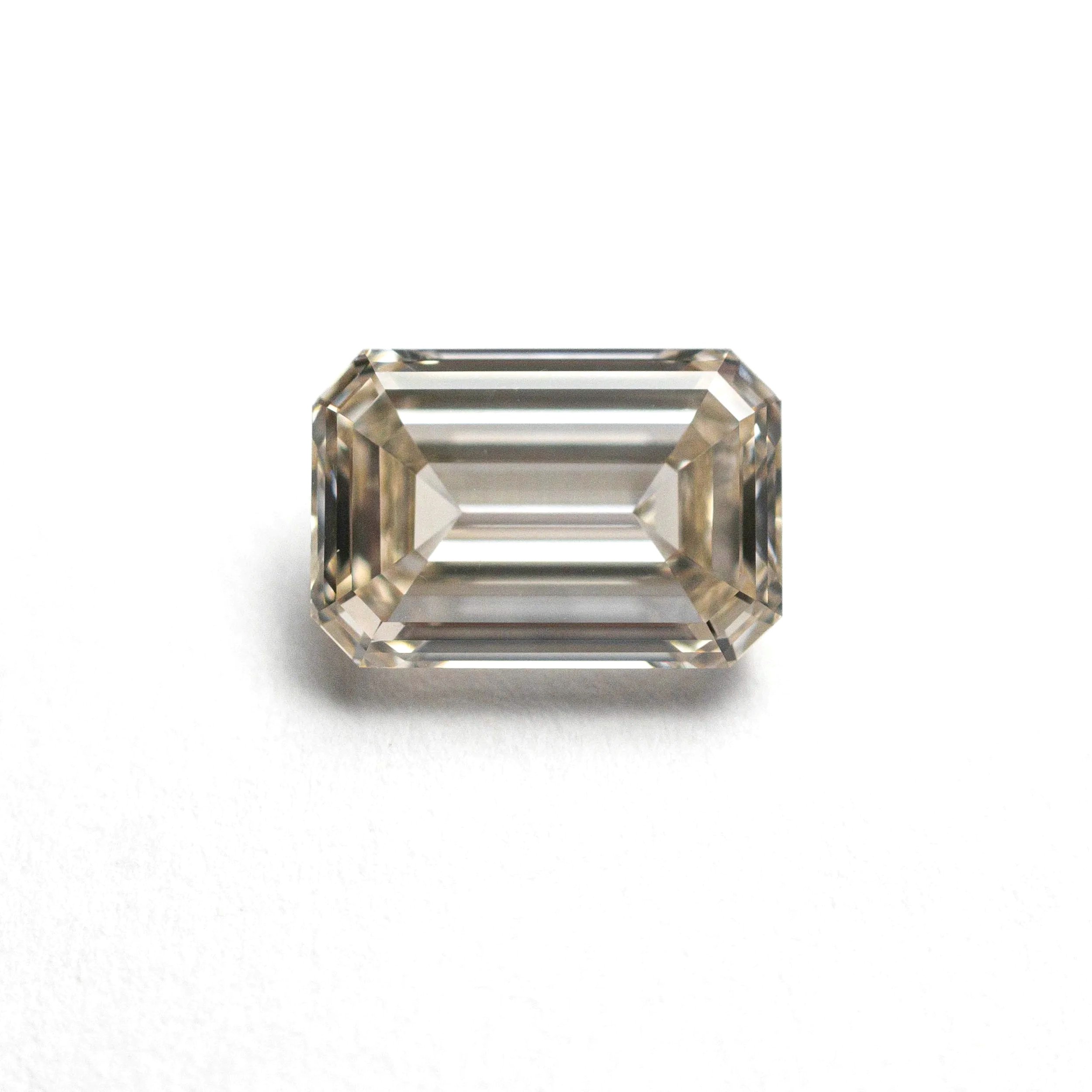 27376-09+1.00ct+6.93x4.69x2.81mm+VS1+N+Cut+Corner+Rectangle+Step+Cut+1.jpg