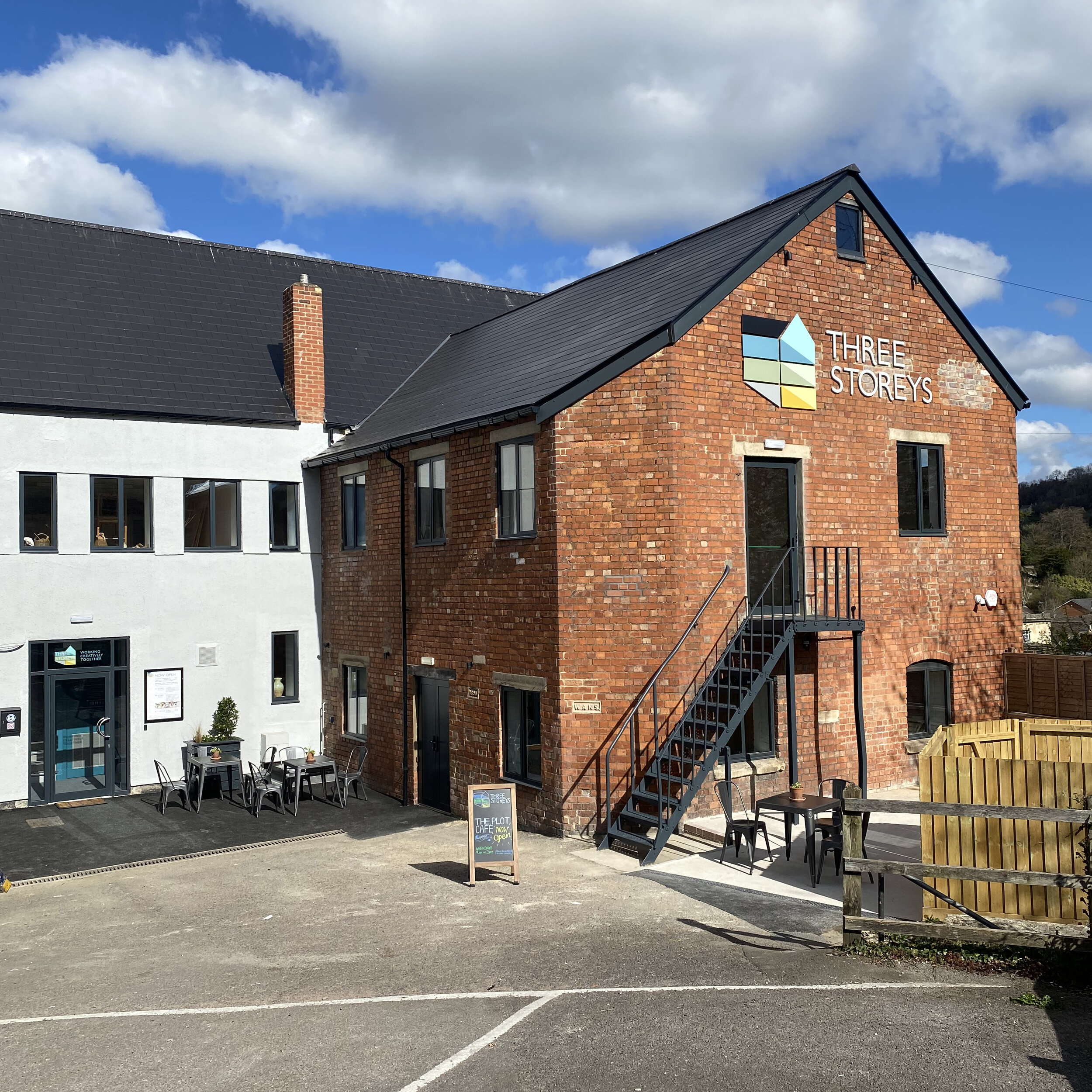 Three Storeys, Nailsworth