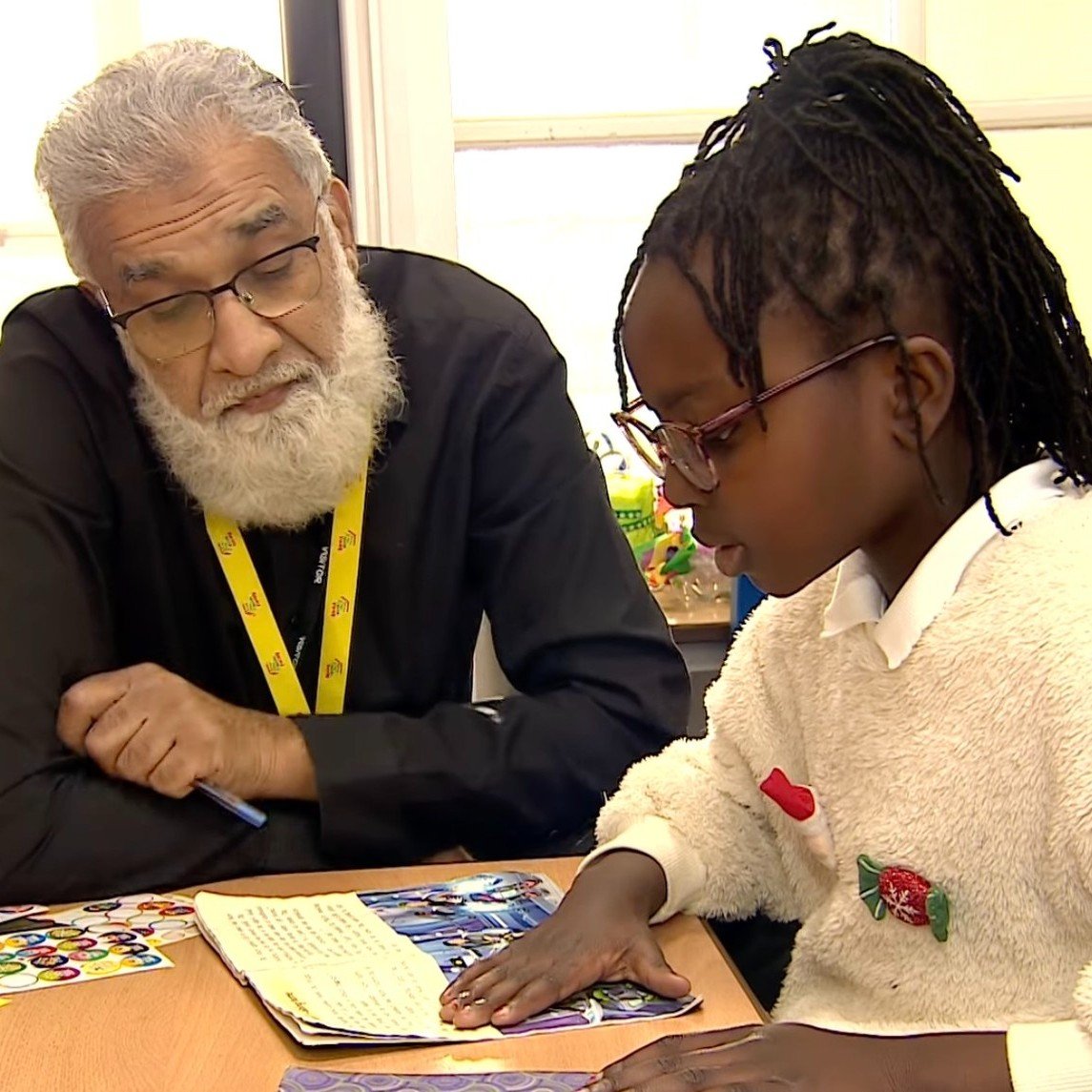 💥 The Power of Local Alliances 💥

Debbie, CG's Creative Catalyst for Culture Matson, shared this brilliant story that made it to BBC Points West: 'Read with Me and Hillside Primary in Matson Gloucester, are two of our Culture Matson alliance groups