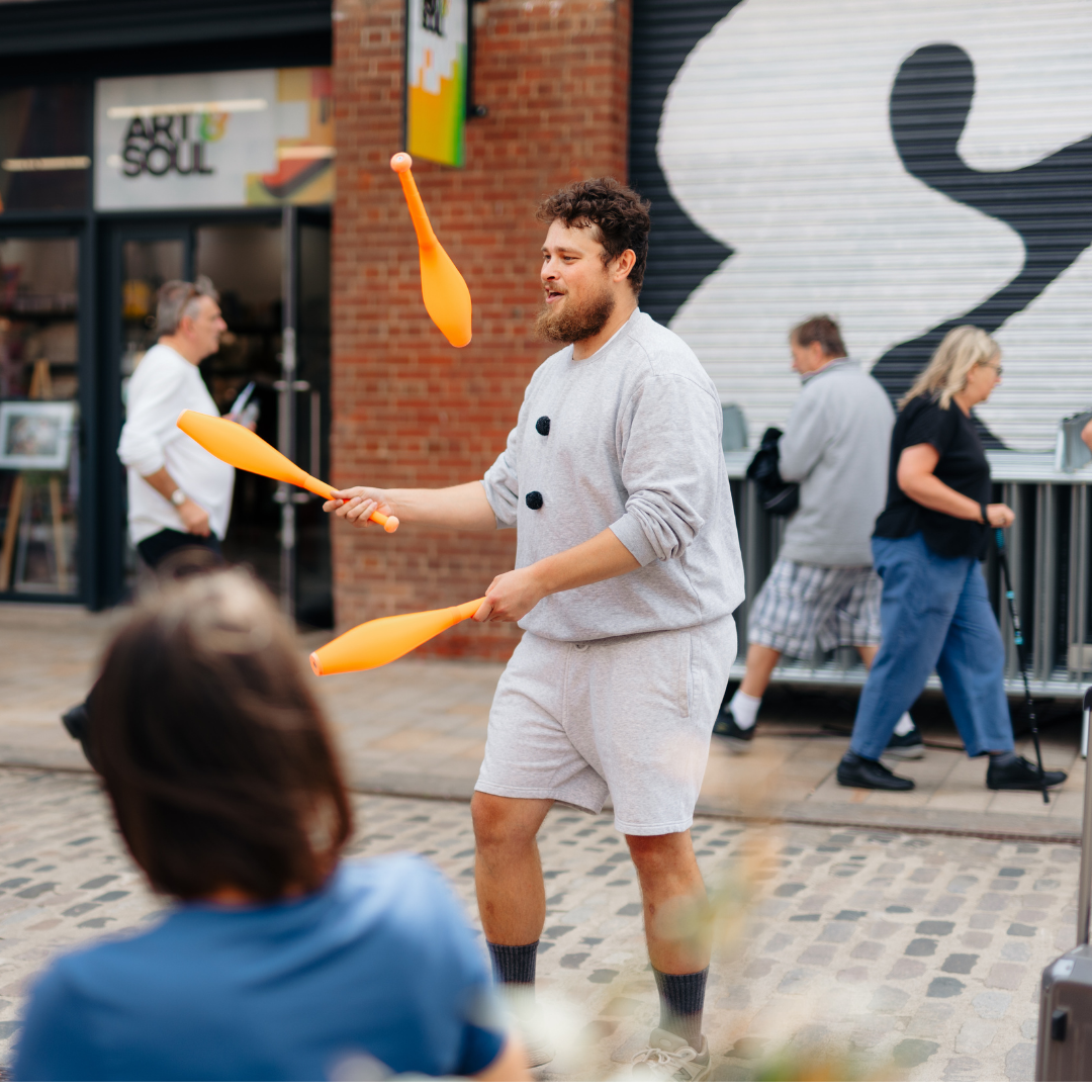 Juggling &amp; Movement Workshop with Charles Brockbank