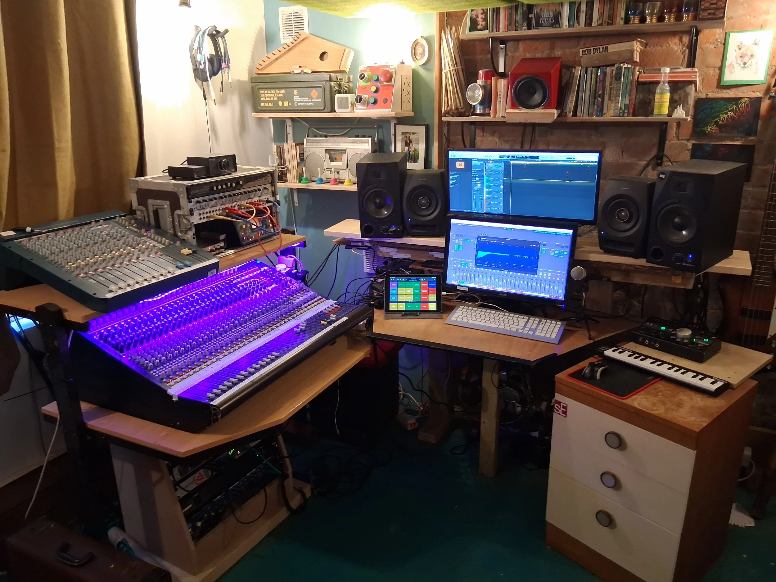 Admin and social media assistant needed for Stroud based music production studio