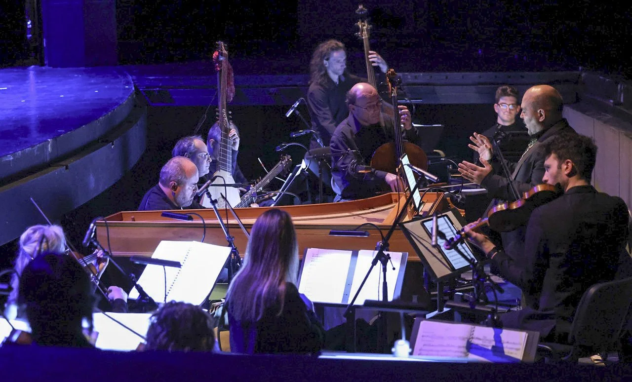 Pic 3 New Trinity Baroque orchestra.jpg