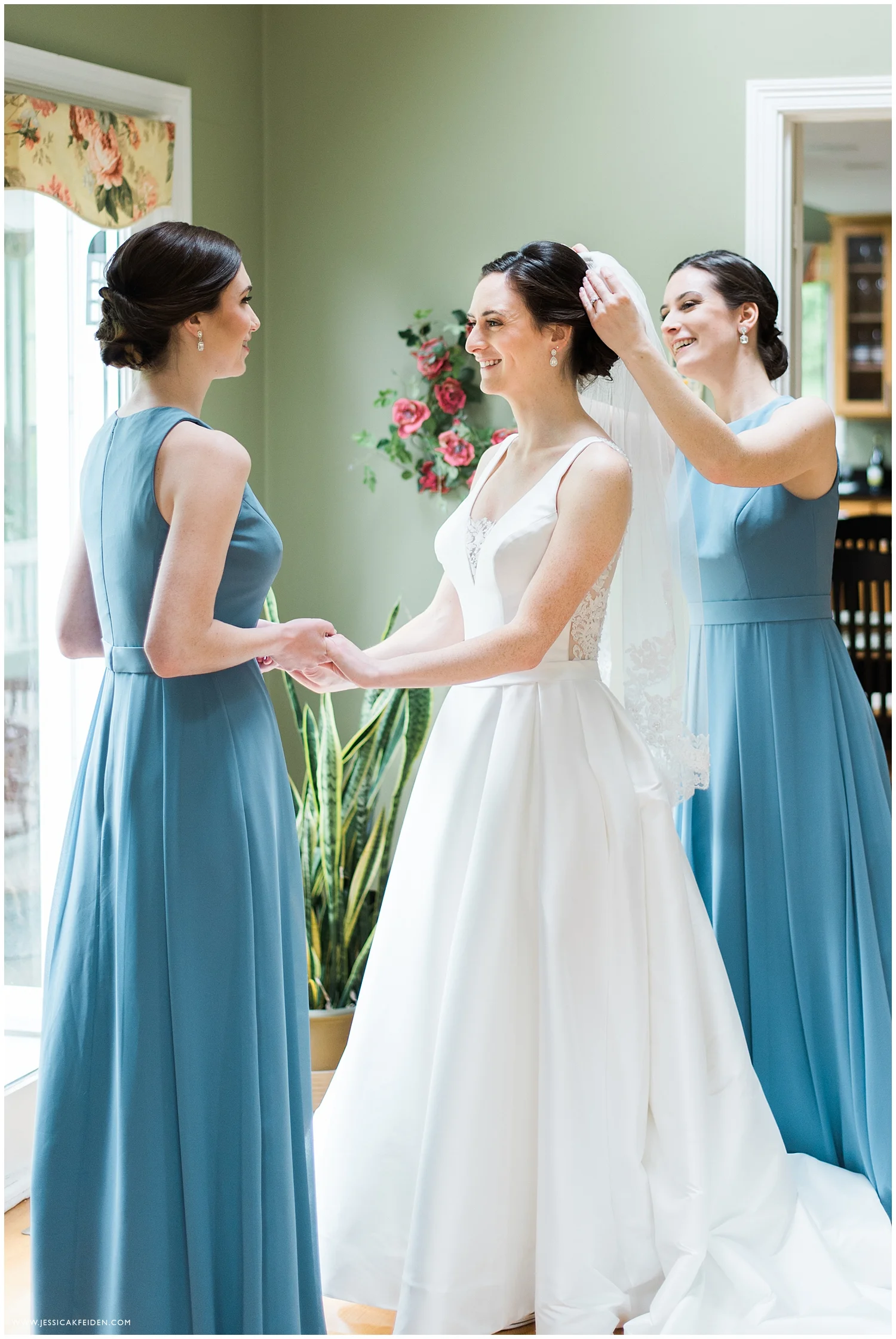 Jessica K Feiden Photography_Publick House Inn Wedding Photographer_0010.jpg