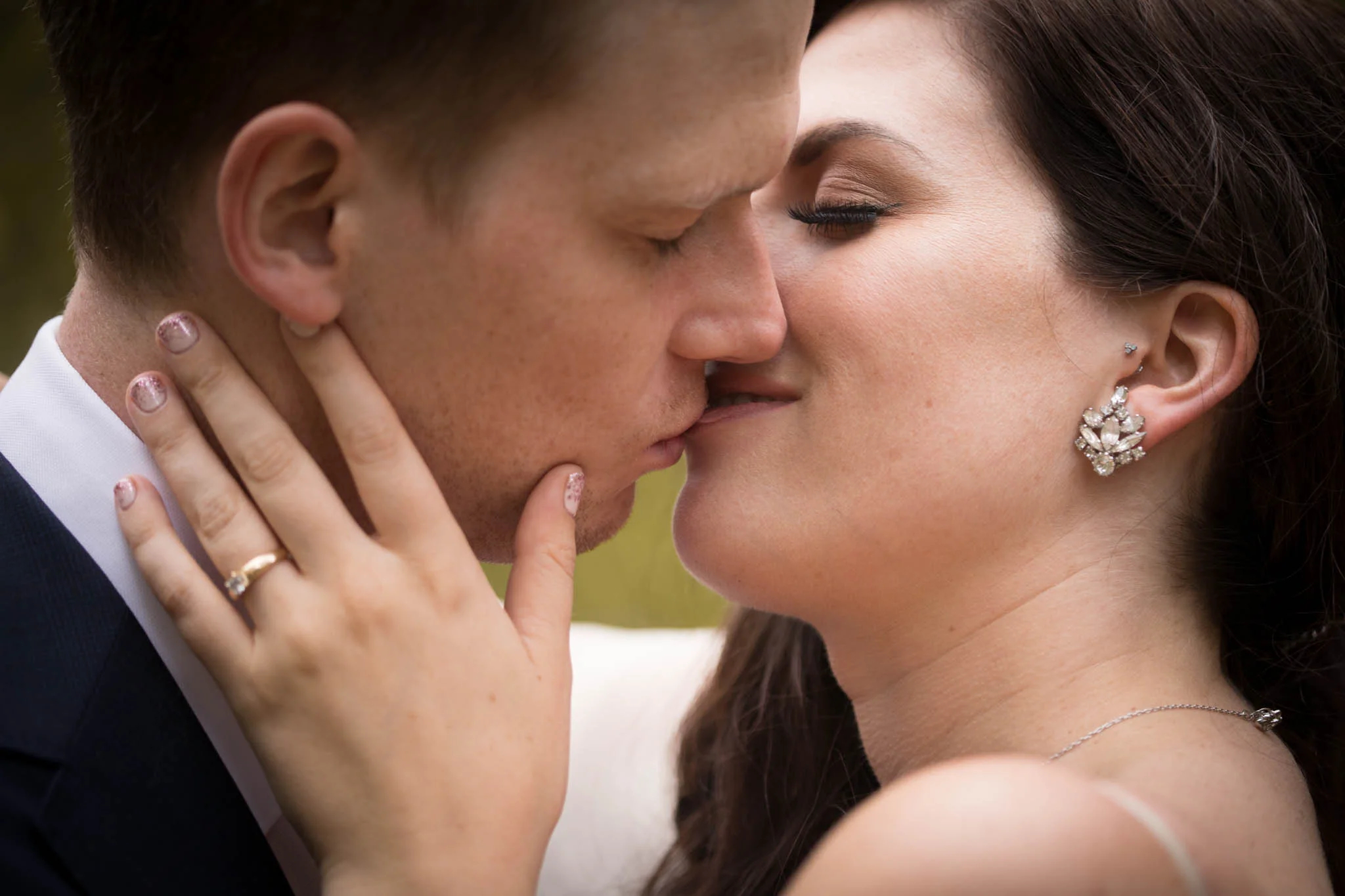 Allison + Sean - 408 - 7060.jpg