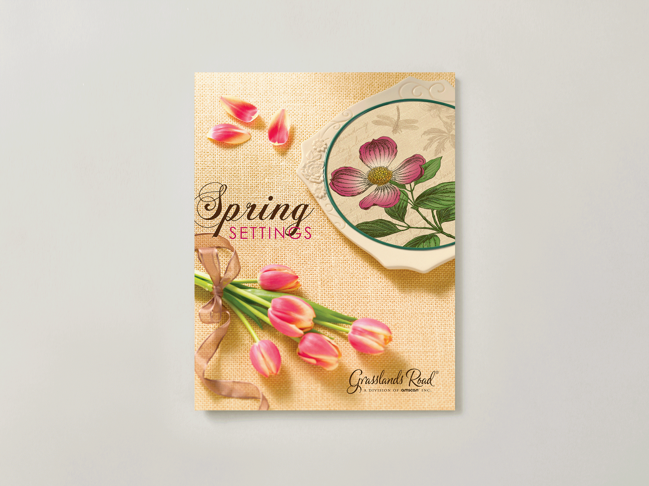 05_Catalogs_spring.gif