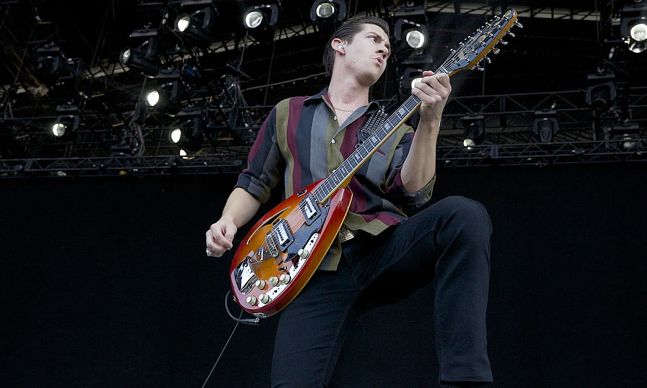 Arctic Monkeys Bonnaroo 21.jpg