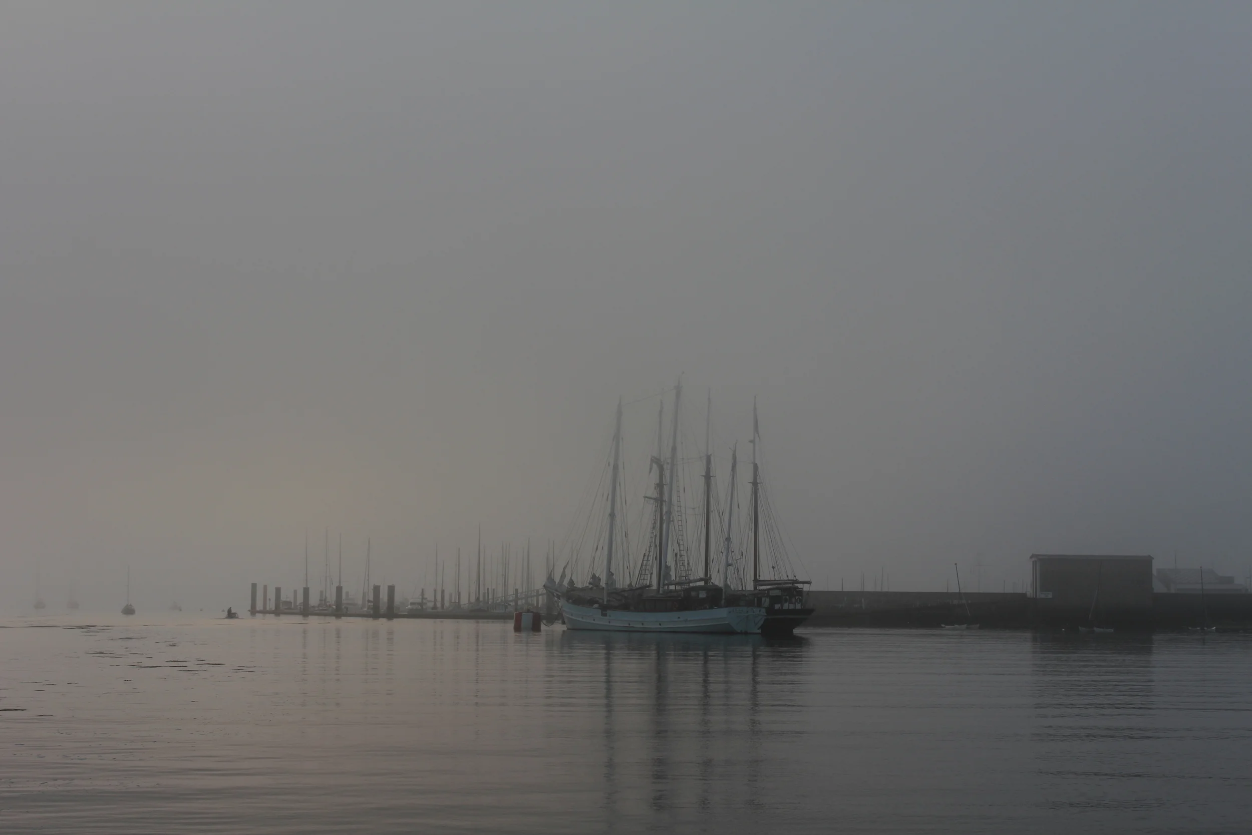 Morgentåke når vi går fra L'Aber Wrac'h