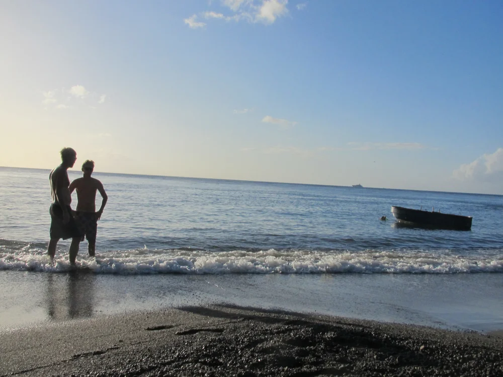 Brødrene Lein kjøler ned beina etter turen