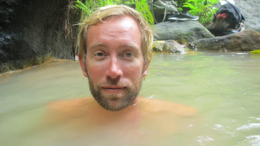 hehe - ser ut som hodet flyter rundt uten kropp