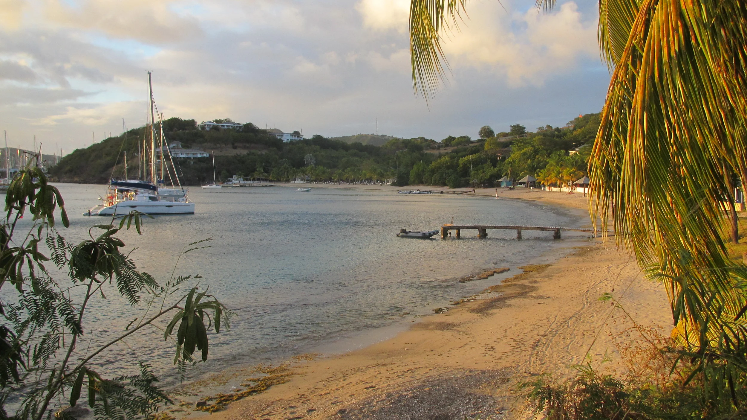Galleon beach i skumringstimen